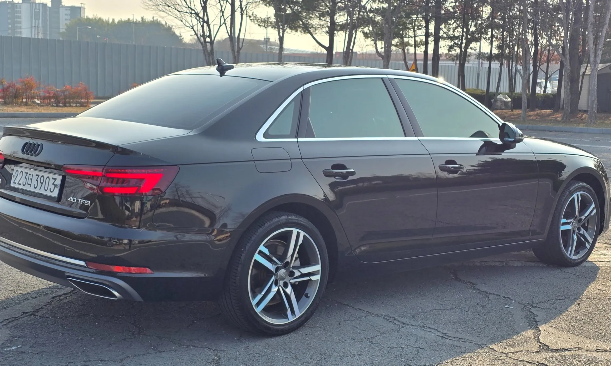Audi A4 (B9) превью 4