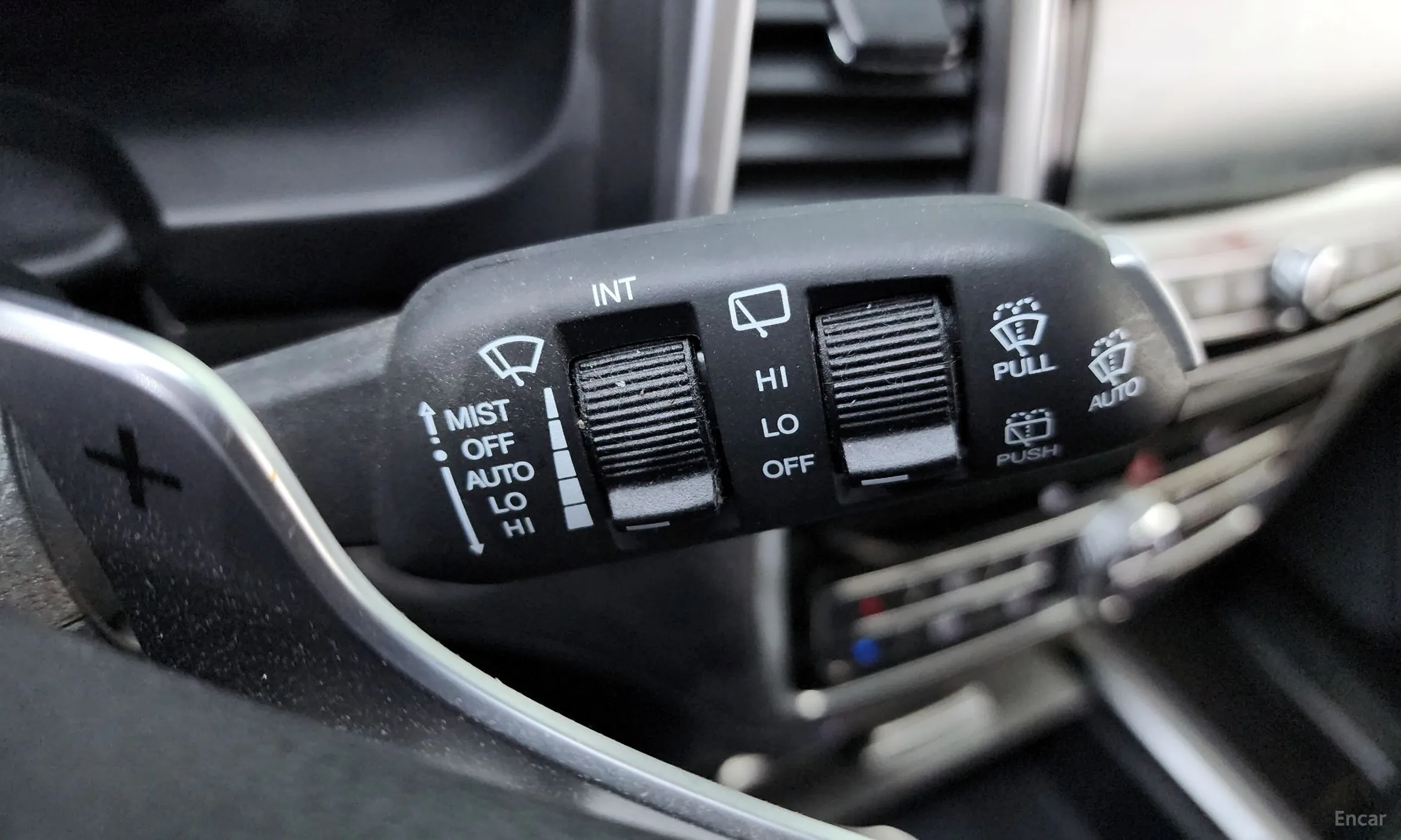 KG Mobility (SsangYong) Rexton превью 18