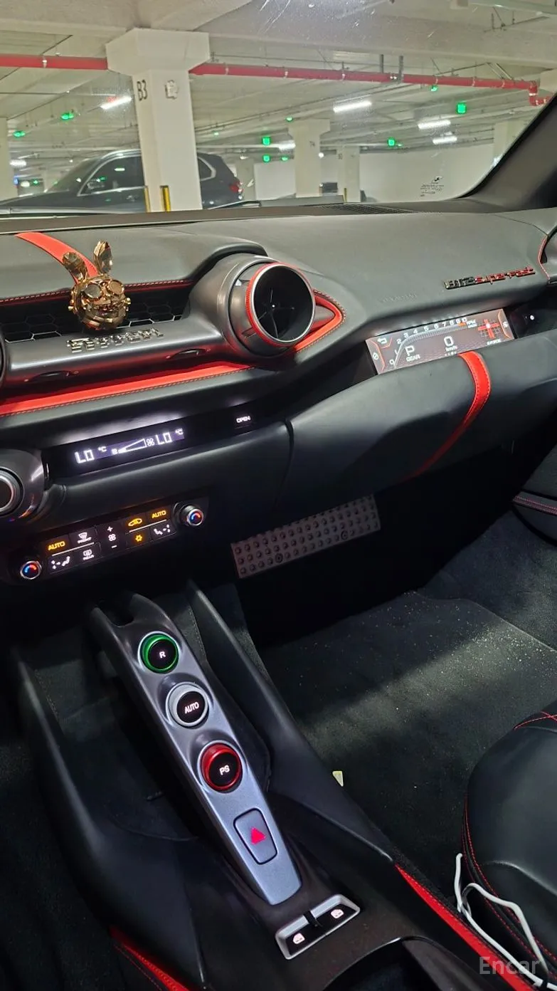 Ferrari 812 Superfast превью 10