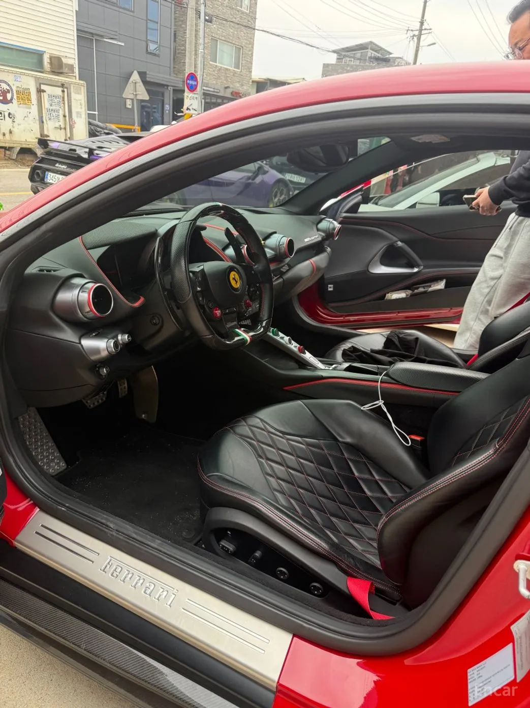 Ferrari 812 Superfast превью 7
