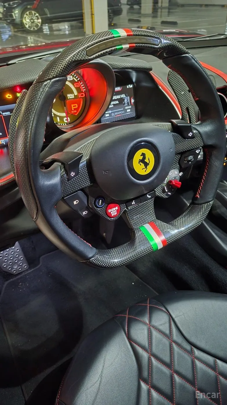 Ferrari 812 Superfast превью 8