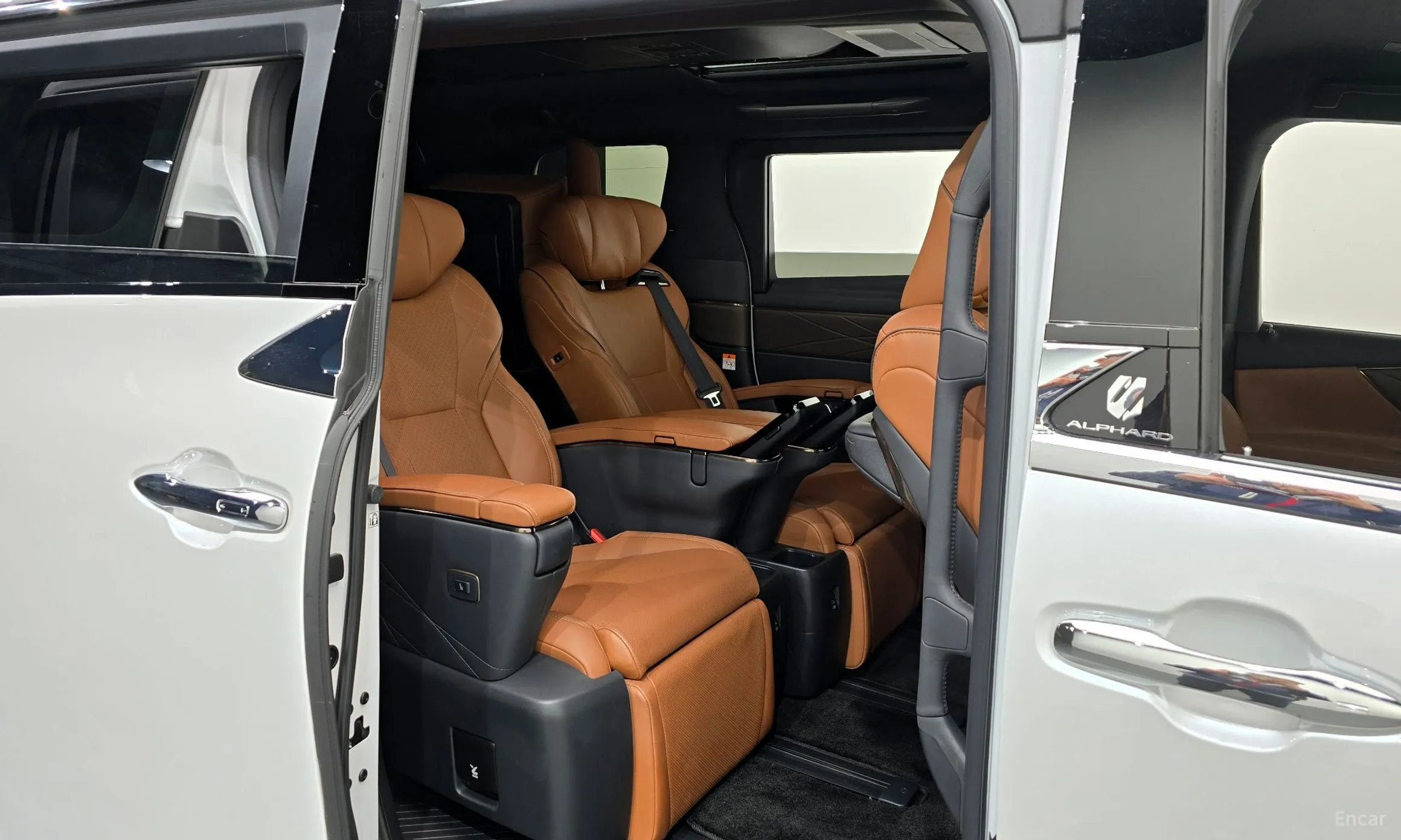 Toyota Alphard 4th Generation превью 12