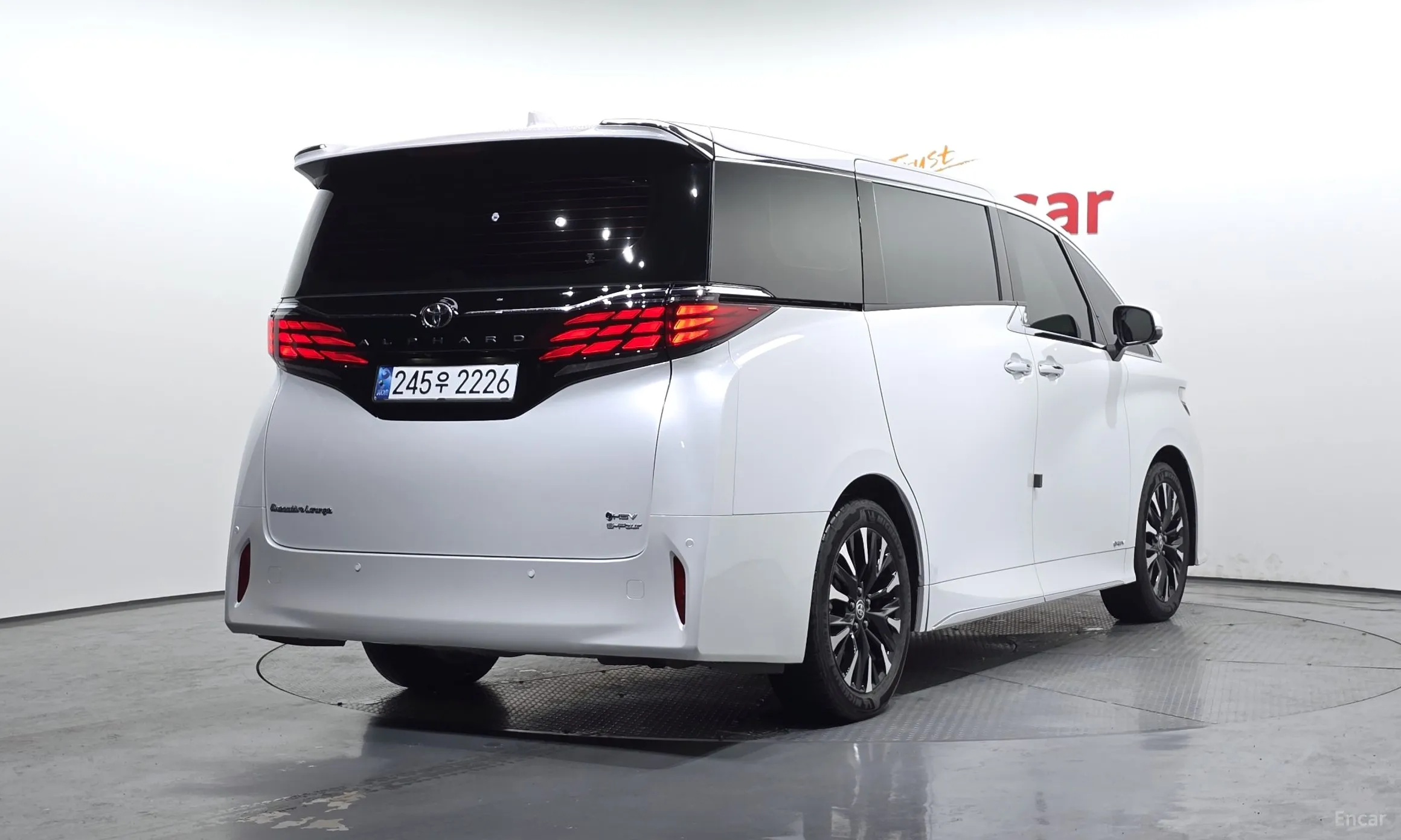 Toyota Alphard 4th Generation превью 2