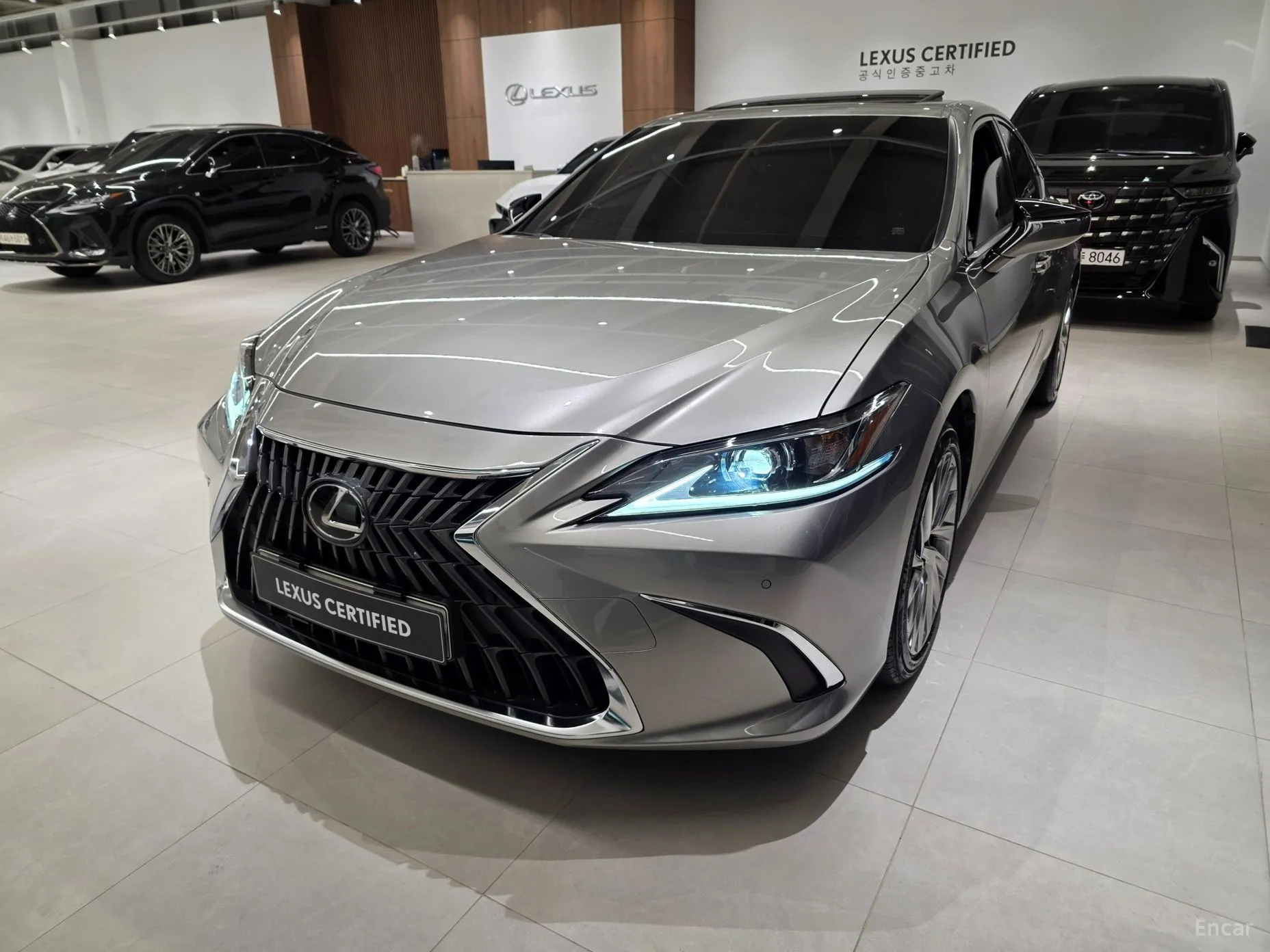 ES300h 7th Generation
