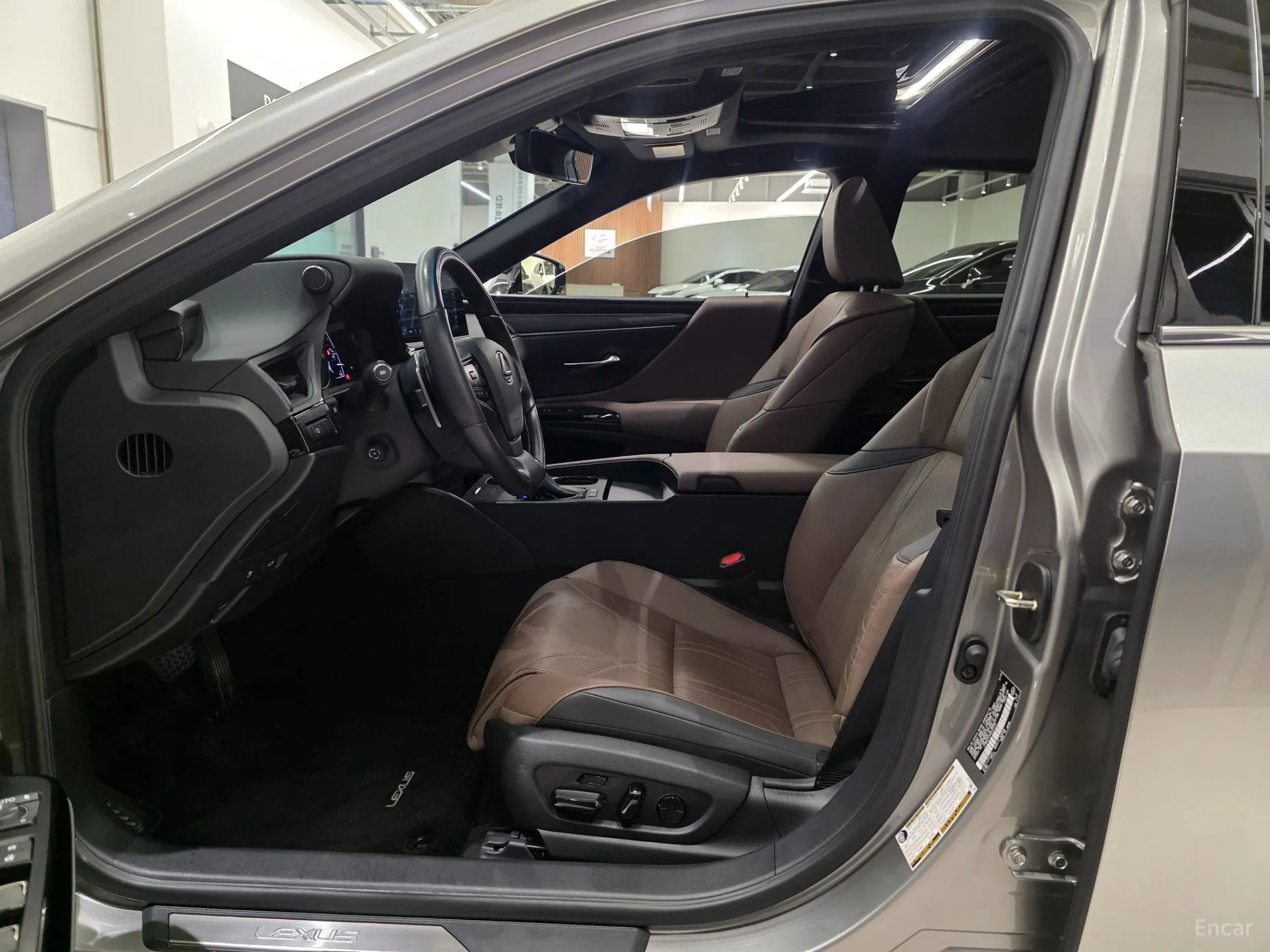 Lexus ES300h 7th Generation превью 10