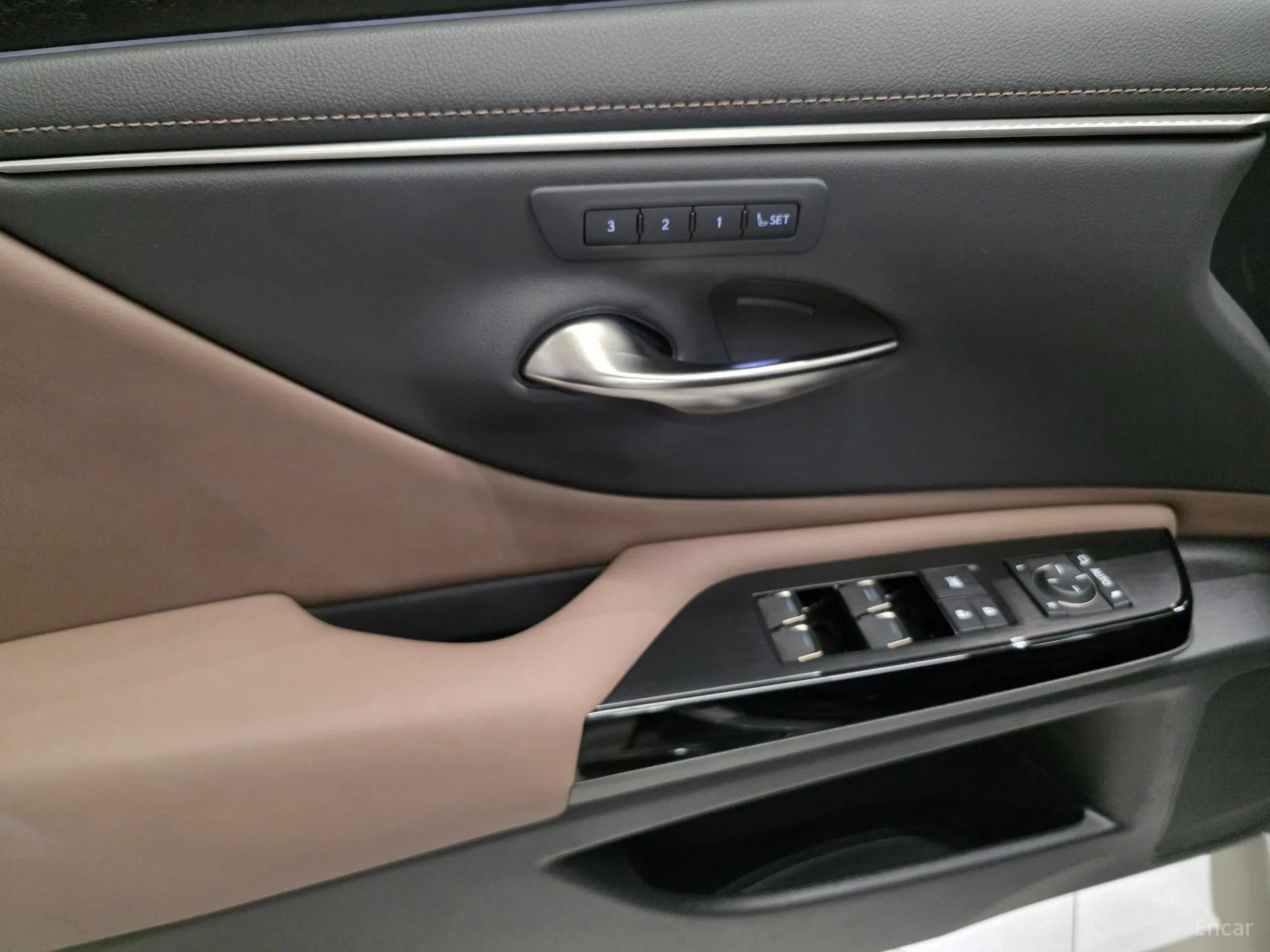 Lexus ES300h 7th Generation превью 12