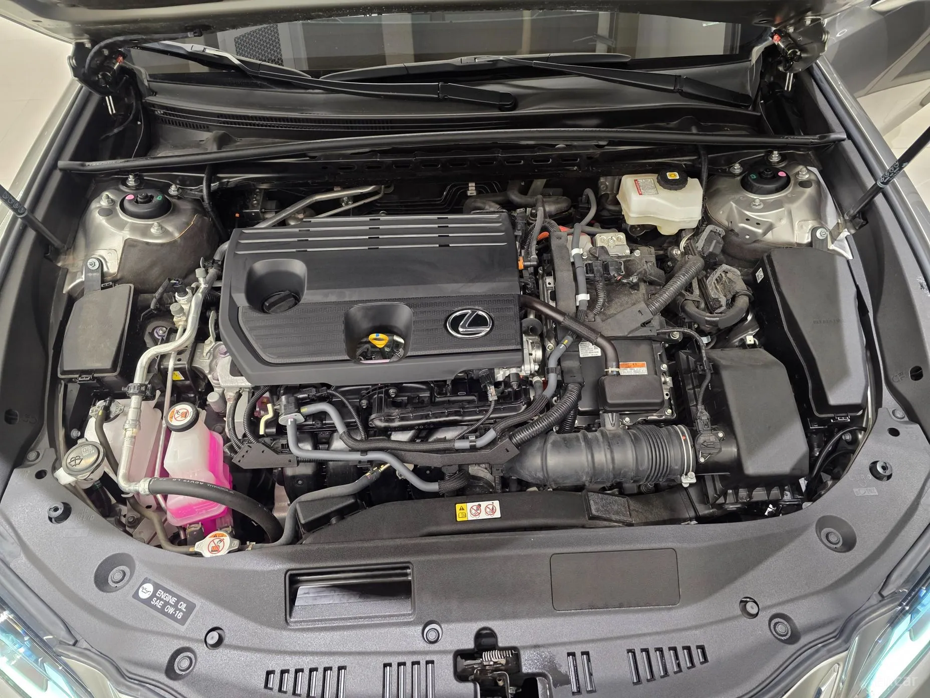 Lexus ES300h 7th Generation превью 6