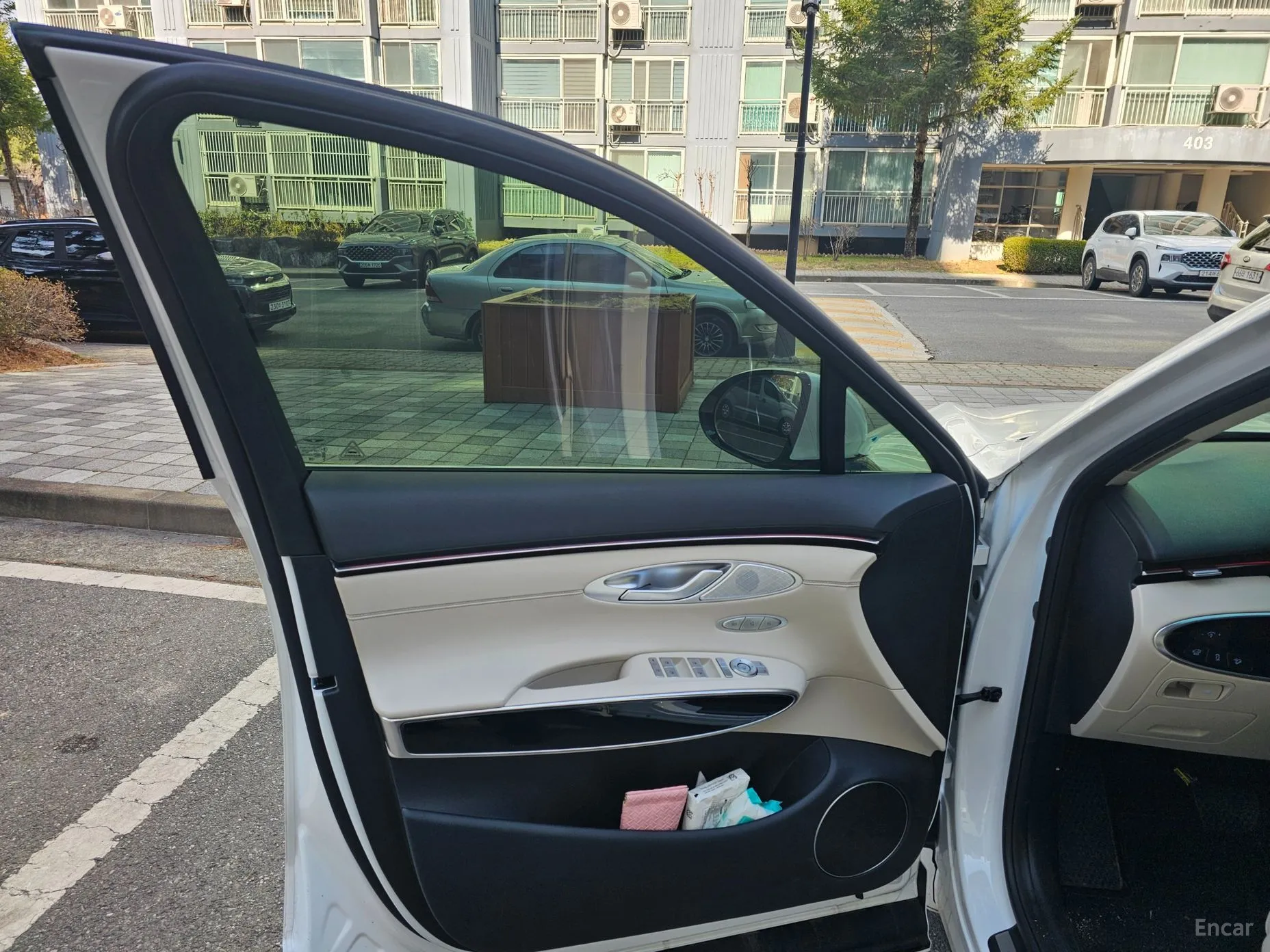 Genesis GV70 превью 10