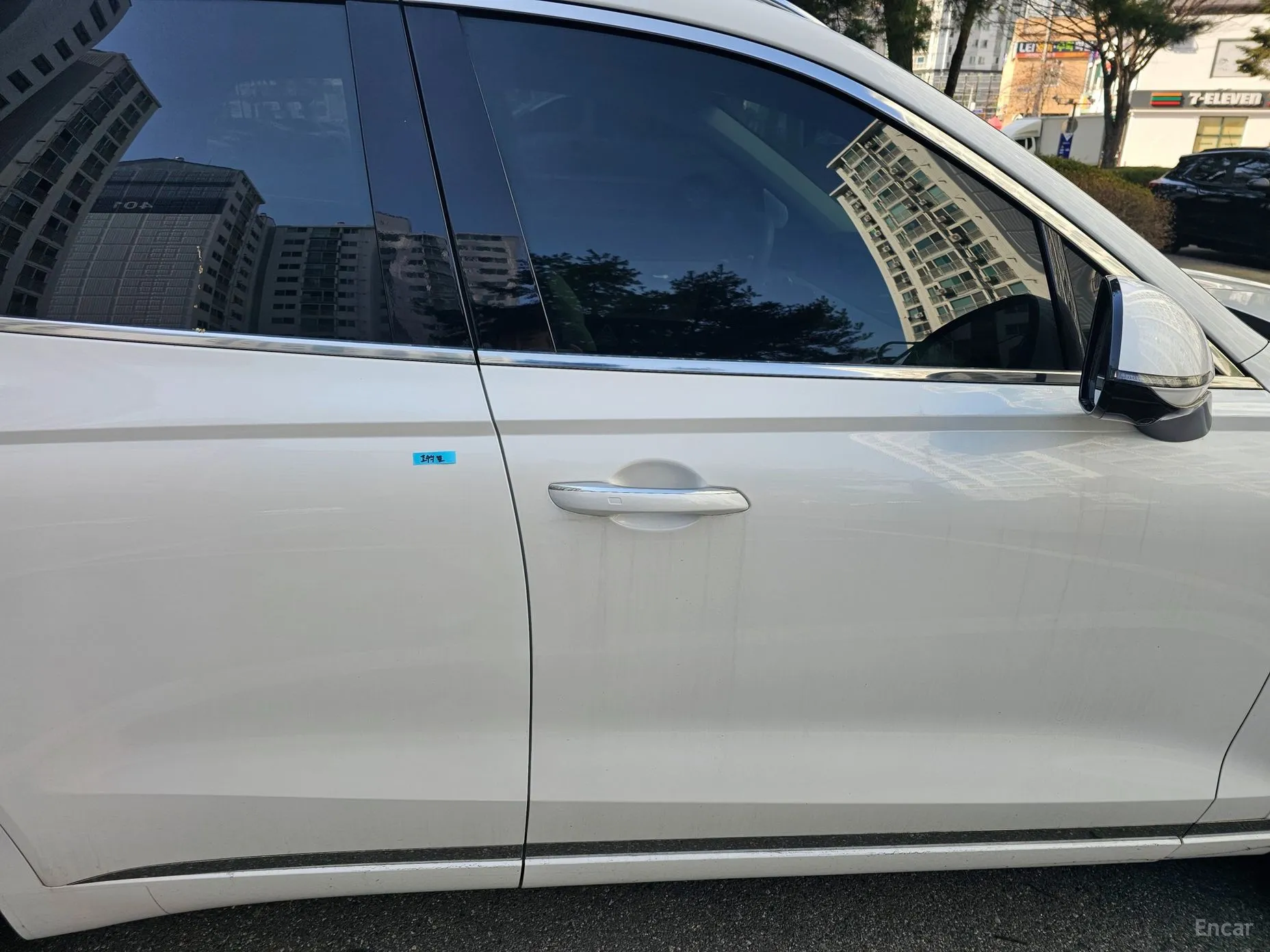 Genesis GV70 превью 5