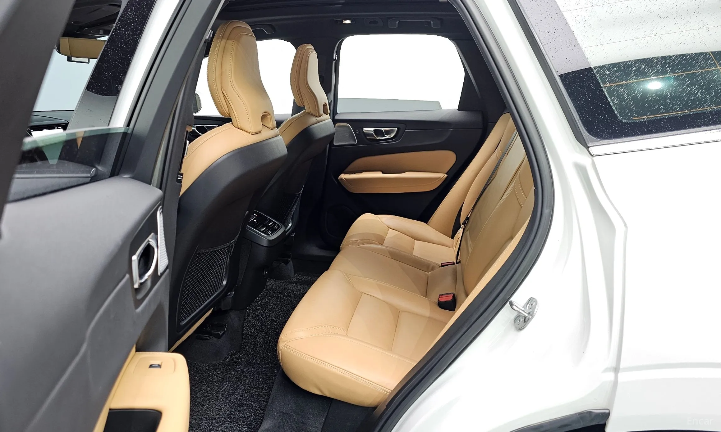 Volvo XC60 Gen 2 превью 12