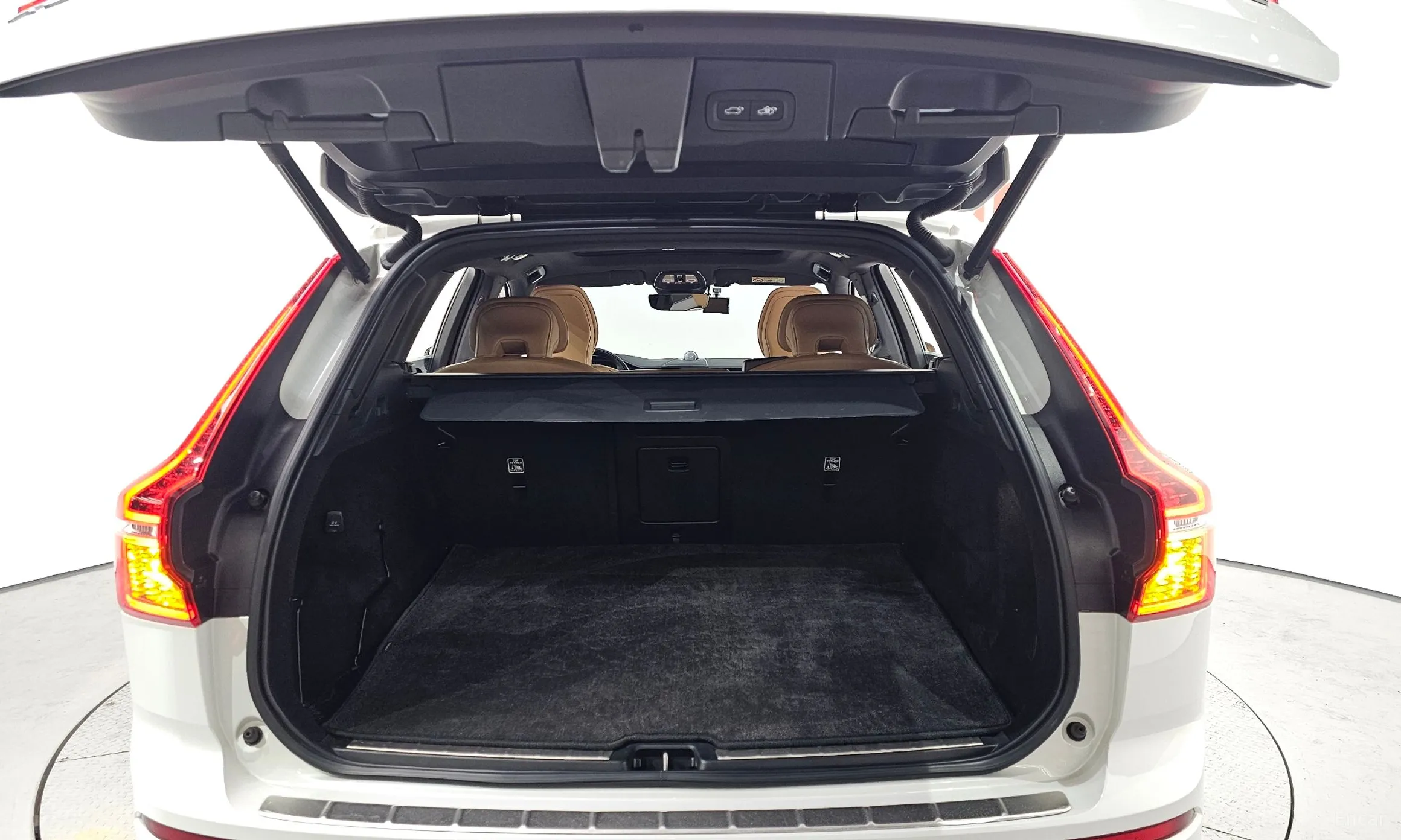 Volvo XC60 Gen 2 превью 20