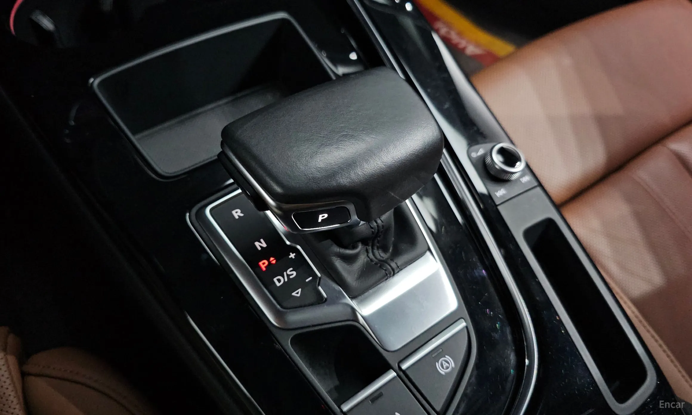 Audi A4 (B9) превью 9