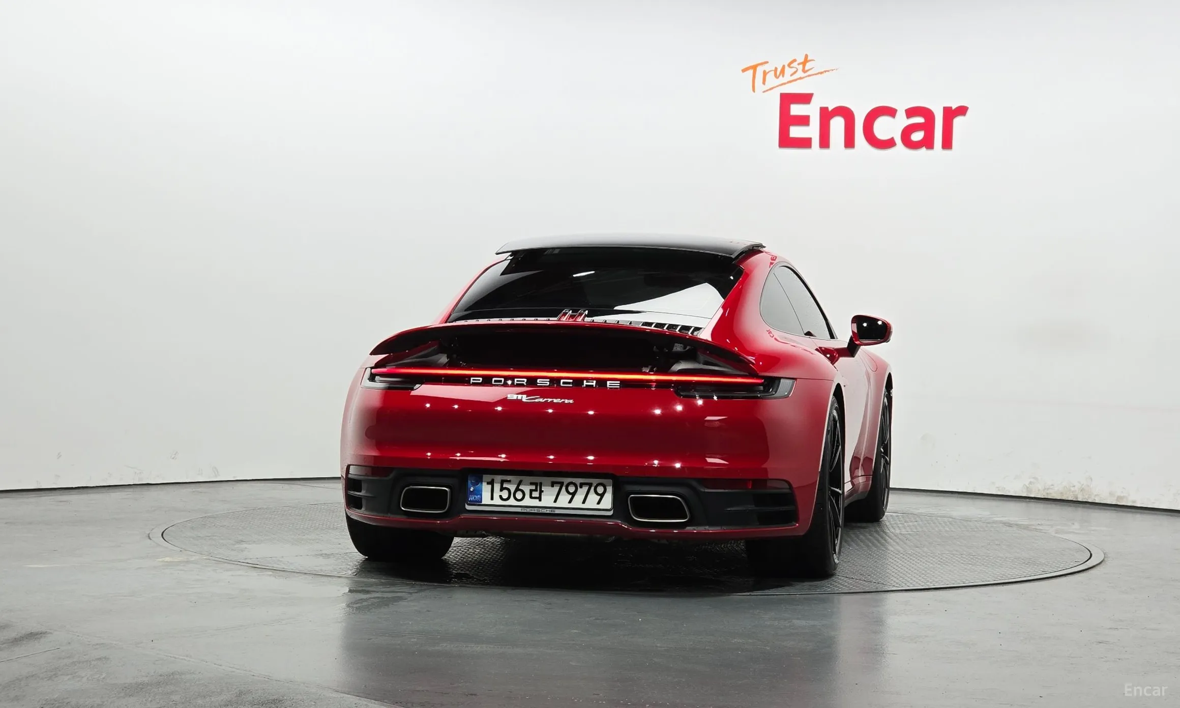 Porsche 911 (992) превью 4