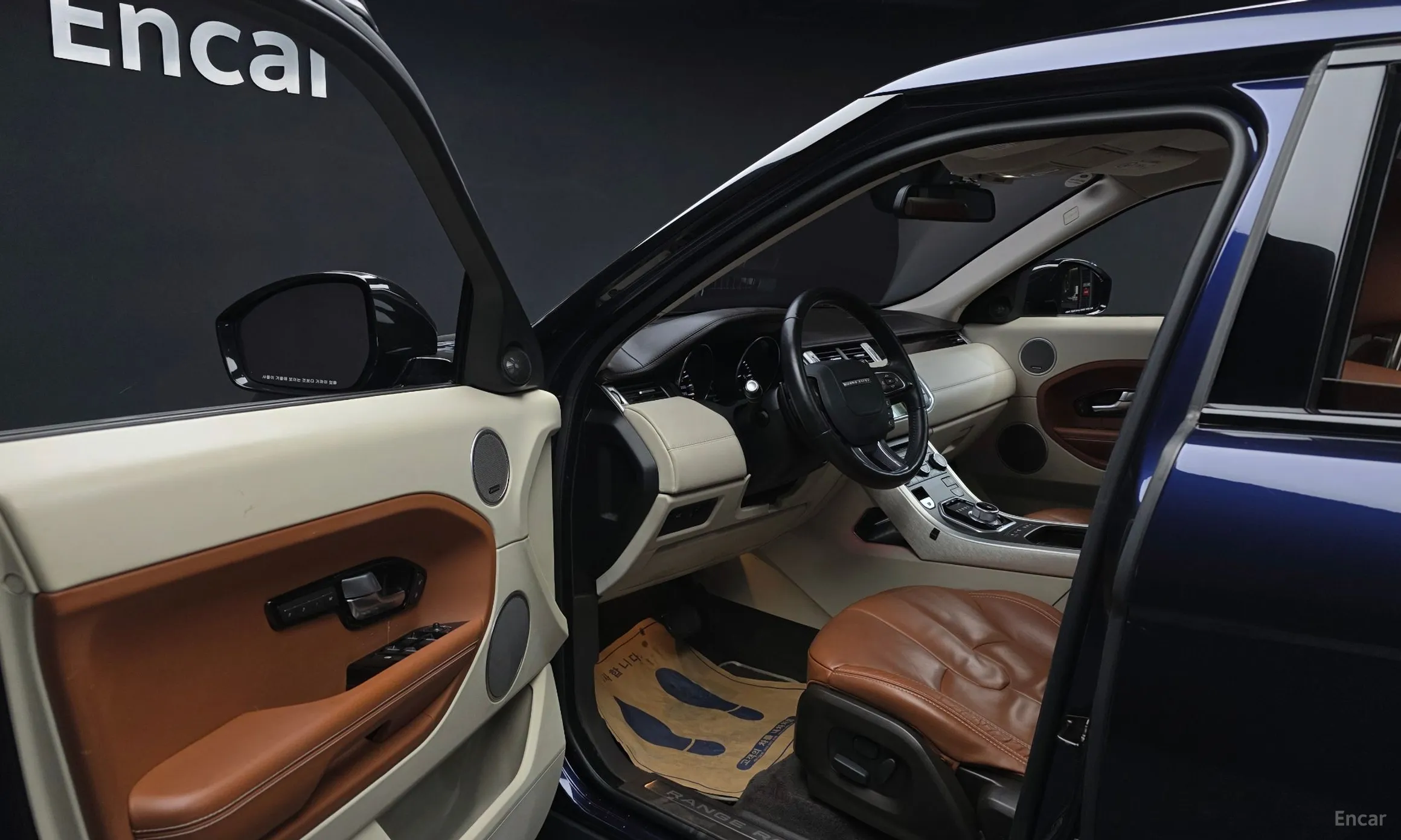 Land Rover Range Rover Evoque превью 10