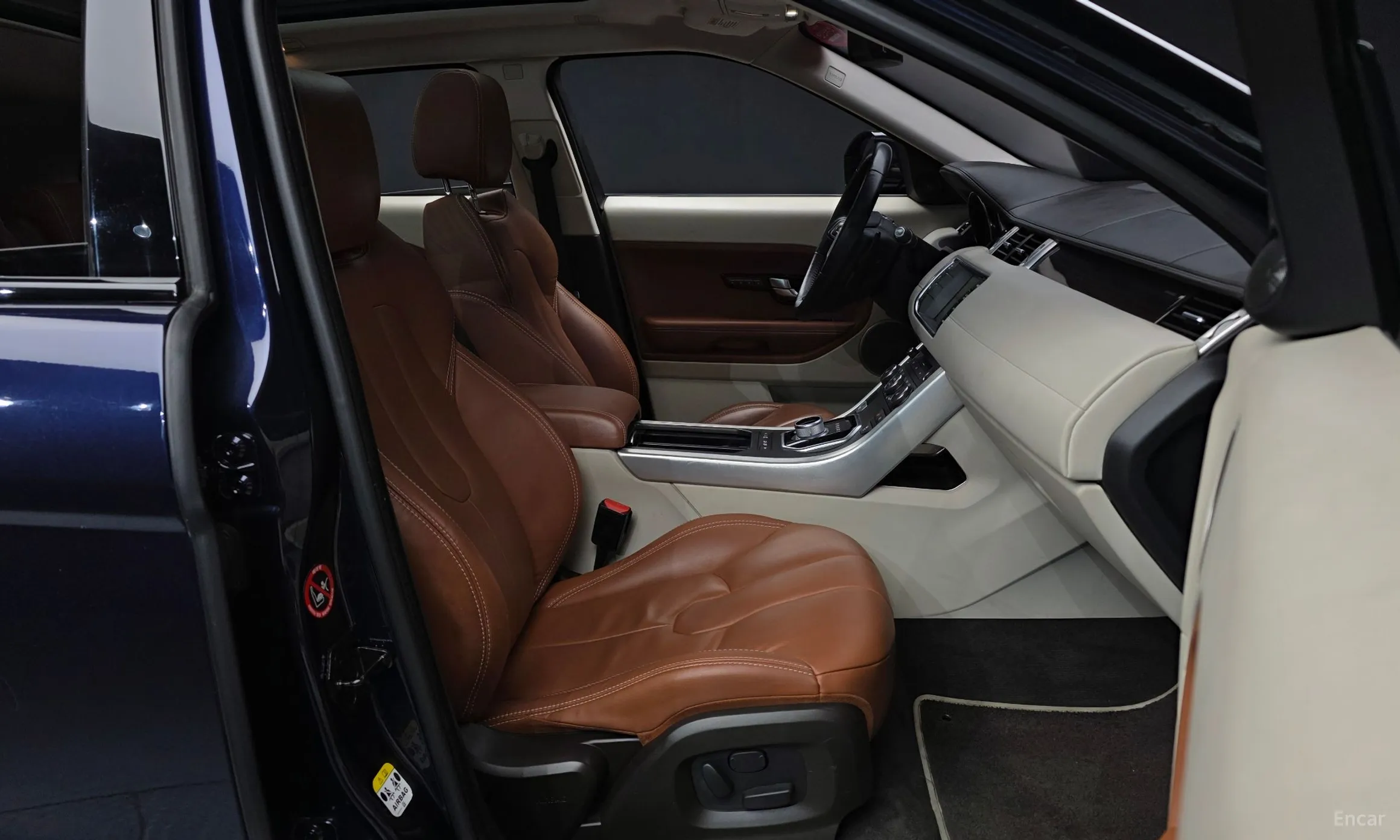Land Rover Range Rover Evoque превью 11