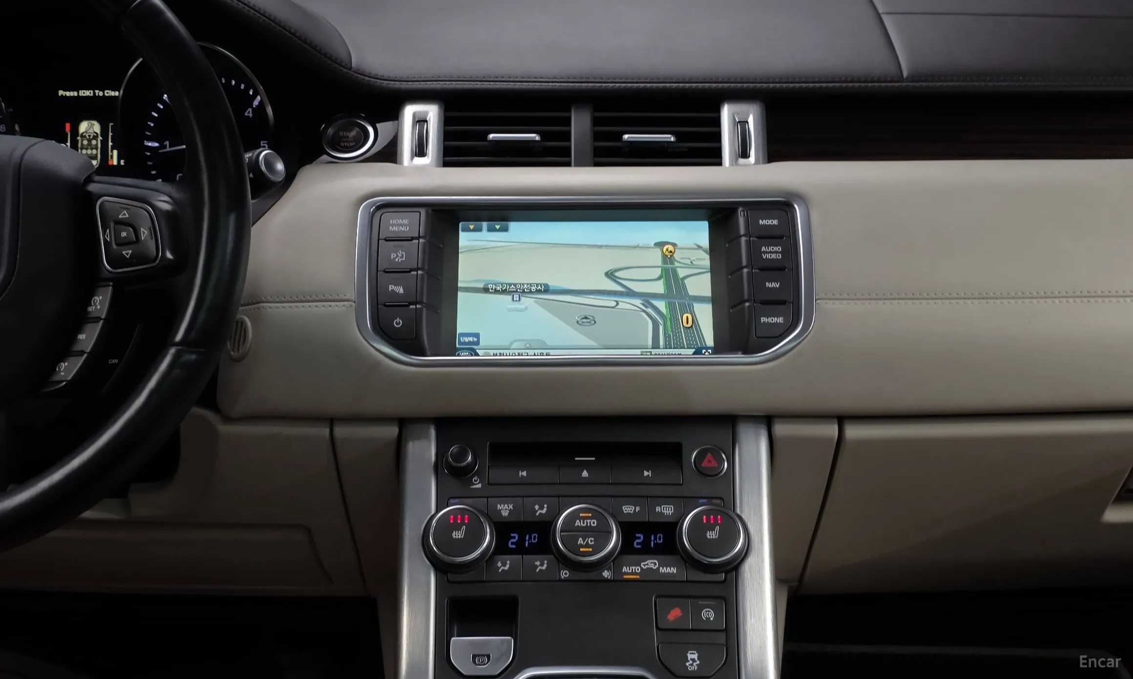 Land Rover Range Rover Evoque превью 14