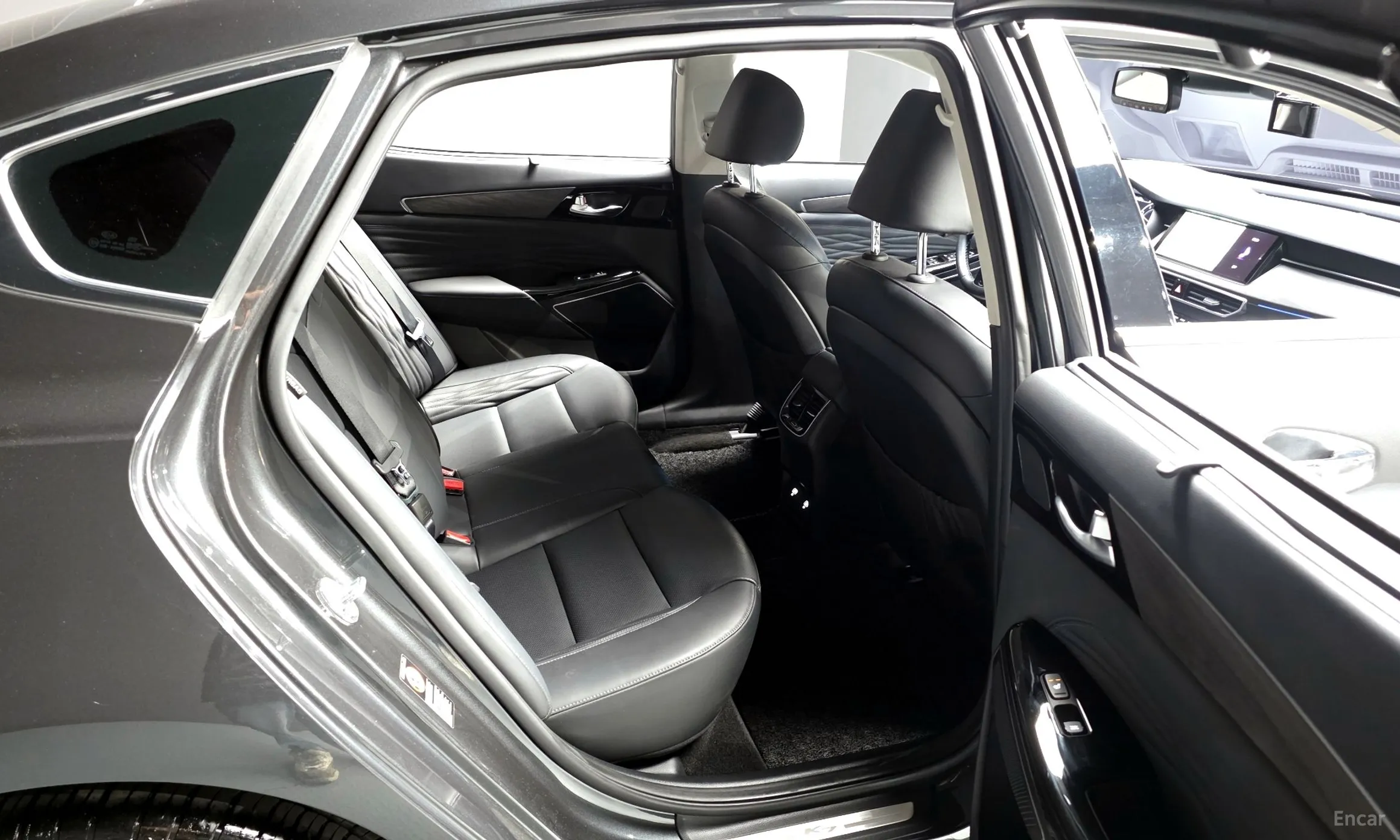 Kia K7 Premier превью 12