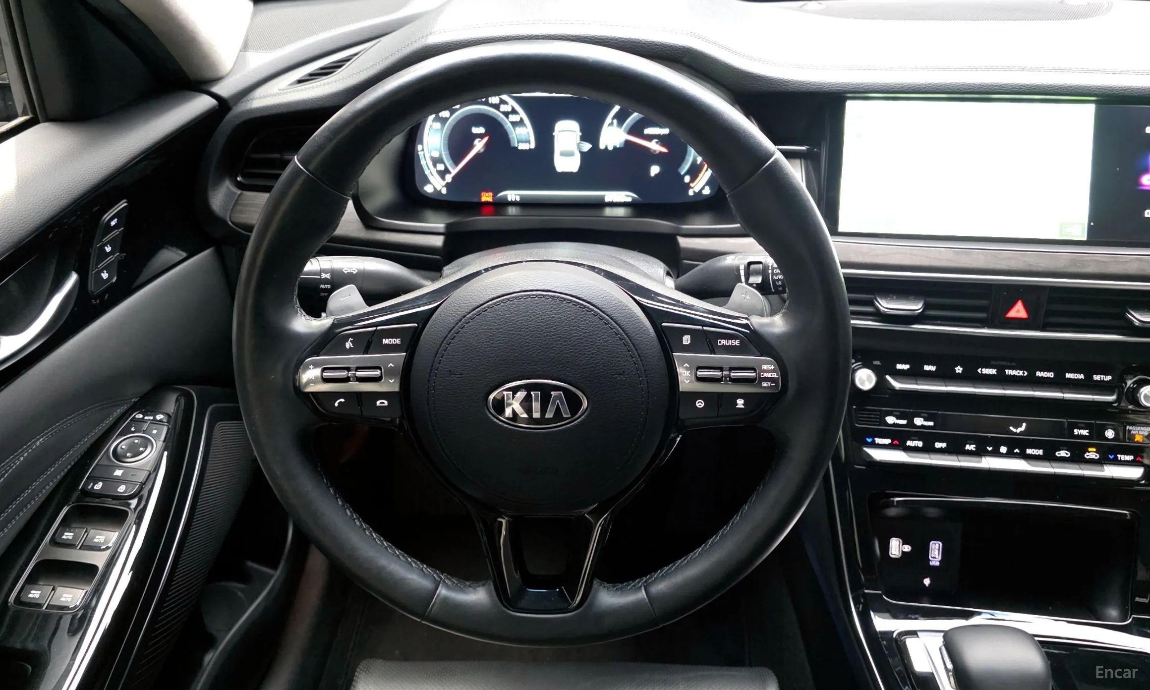Kia K7 Premier превью 13