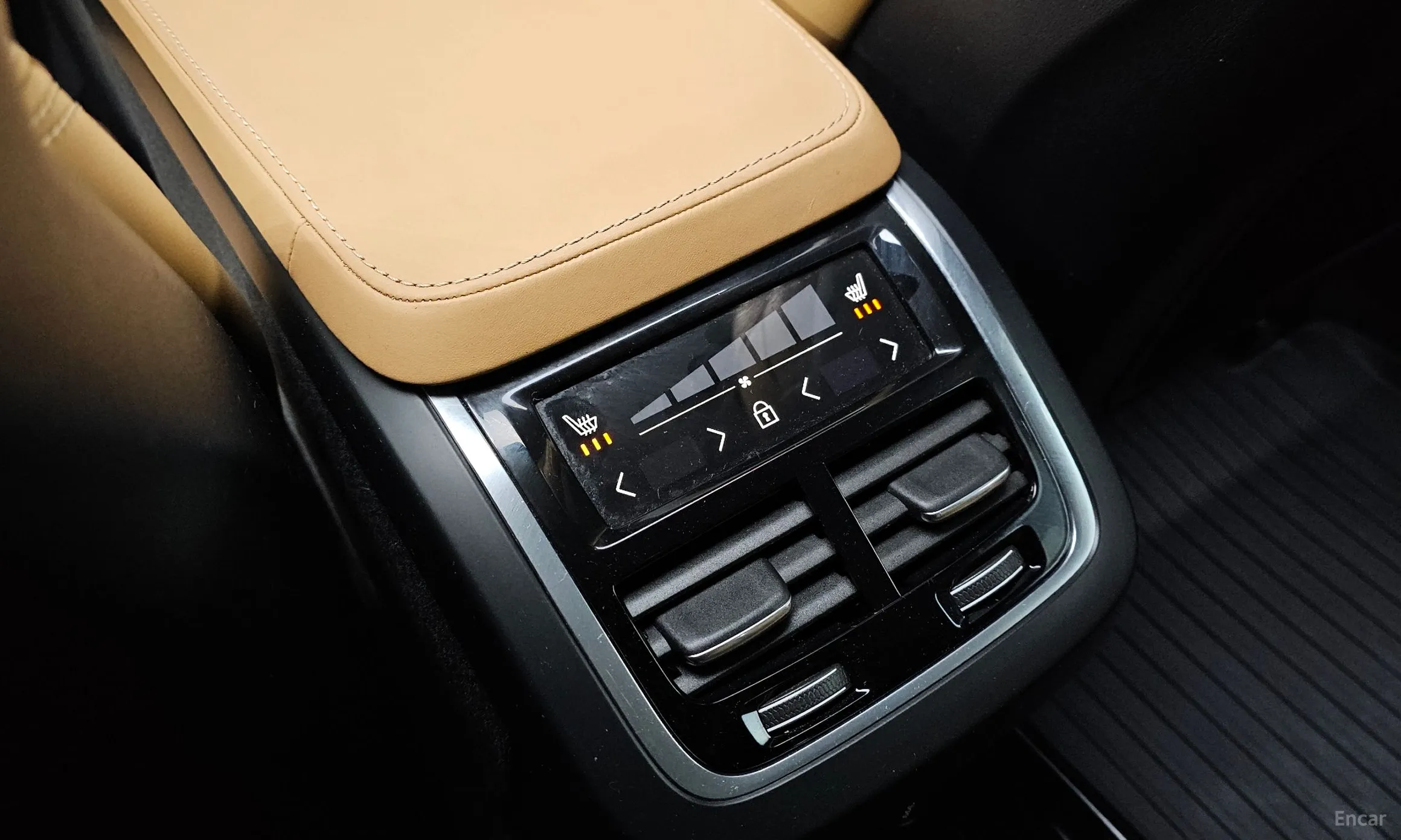 Volvo S90 превью 17