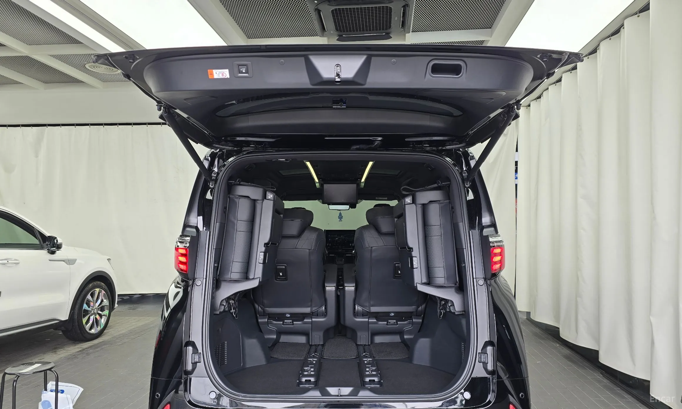 Toyota Alphard 4th Generation превью 20