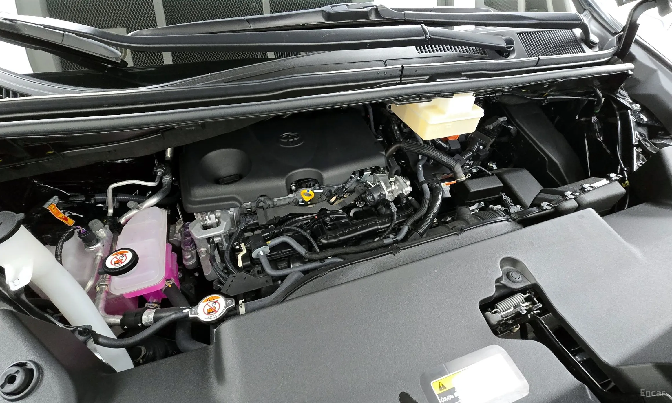 Toyota Alphard 4th Generation превью 6
