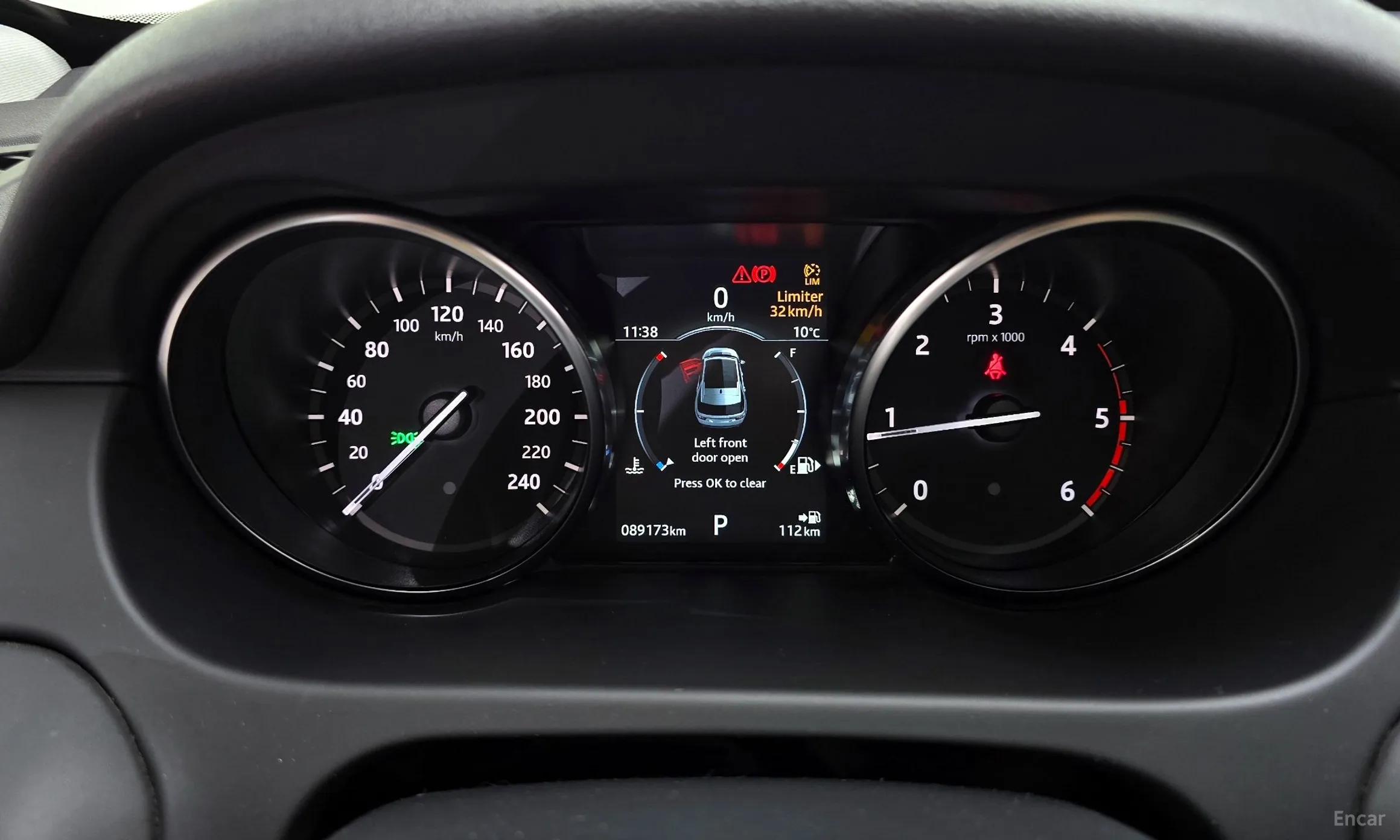 Land Rover Discovery Sports превью 8