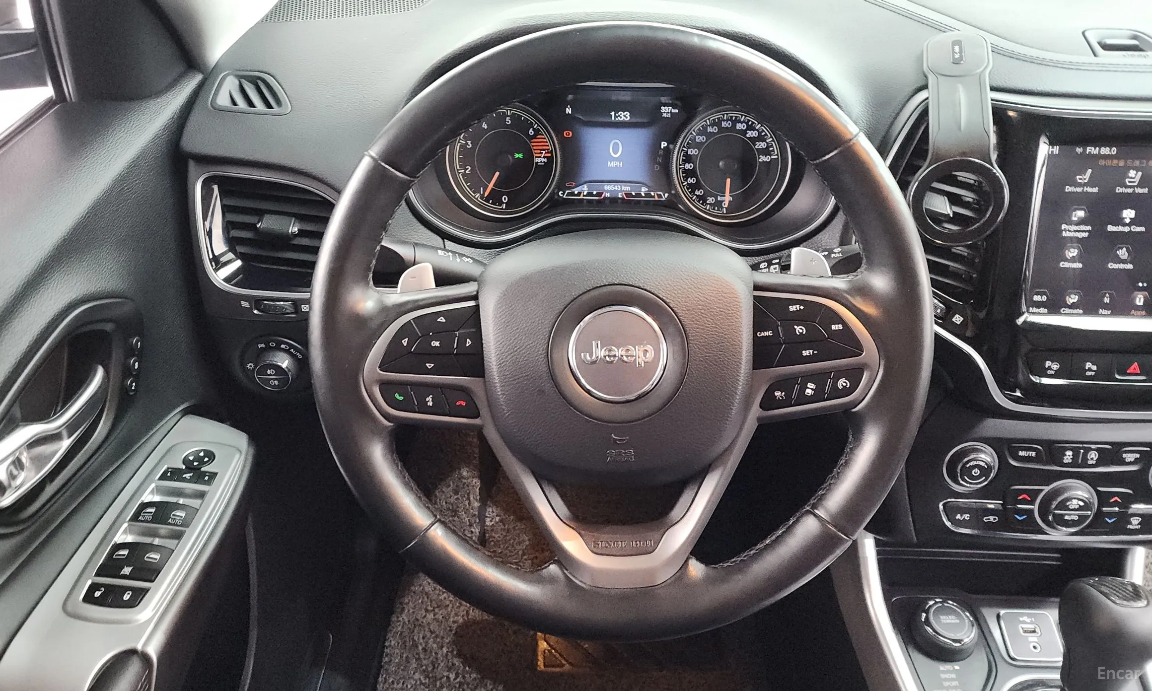 Jeep Cherokee (KL) превью 13