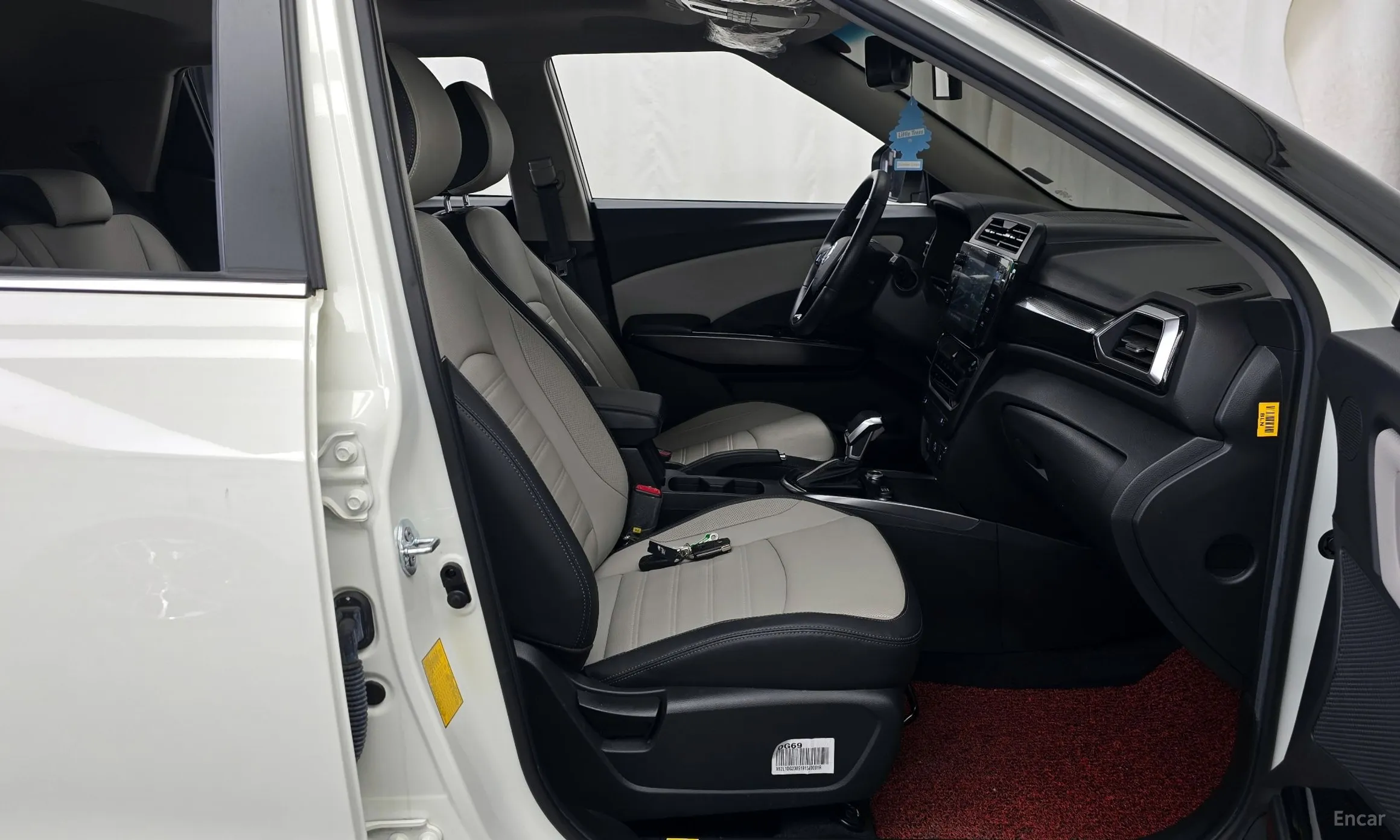 KG Mobility (SsangYong) Tivoli превью 11