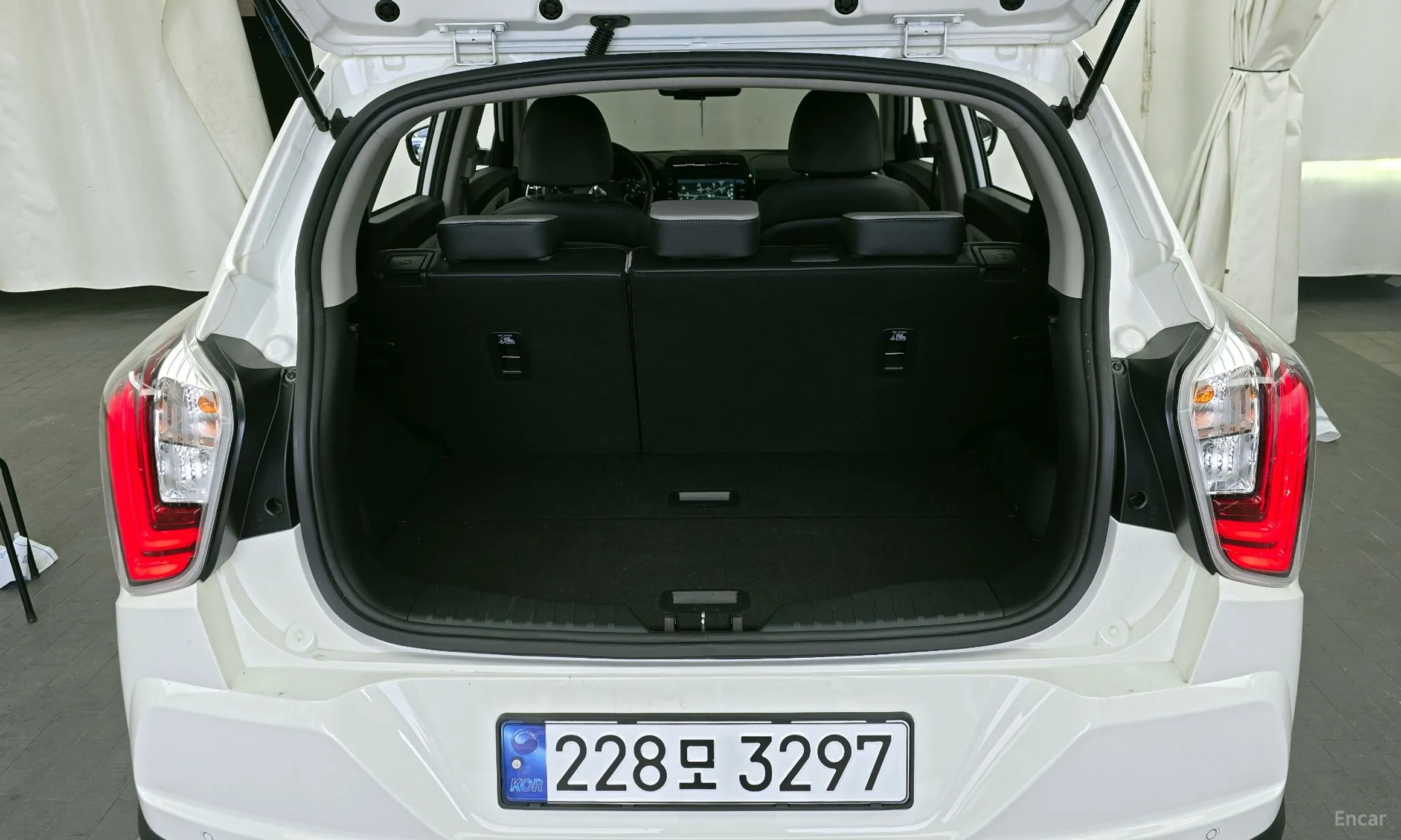 KG Mobility (SsangYong) Tivoli превью 20