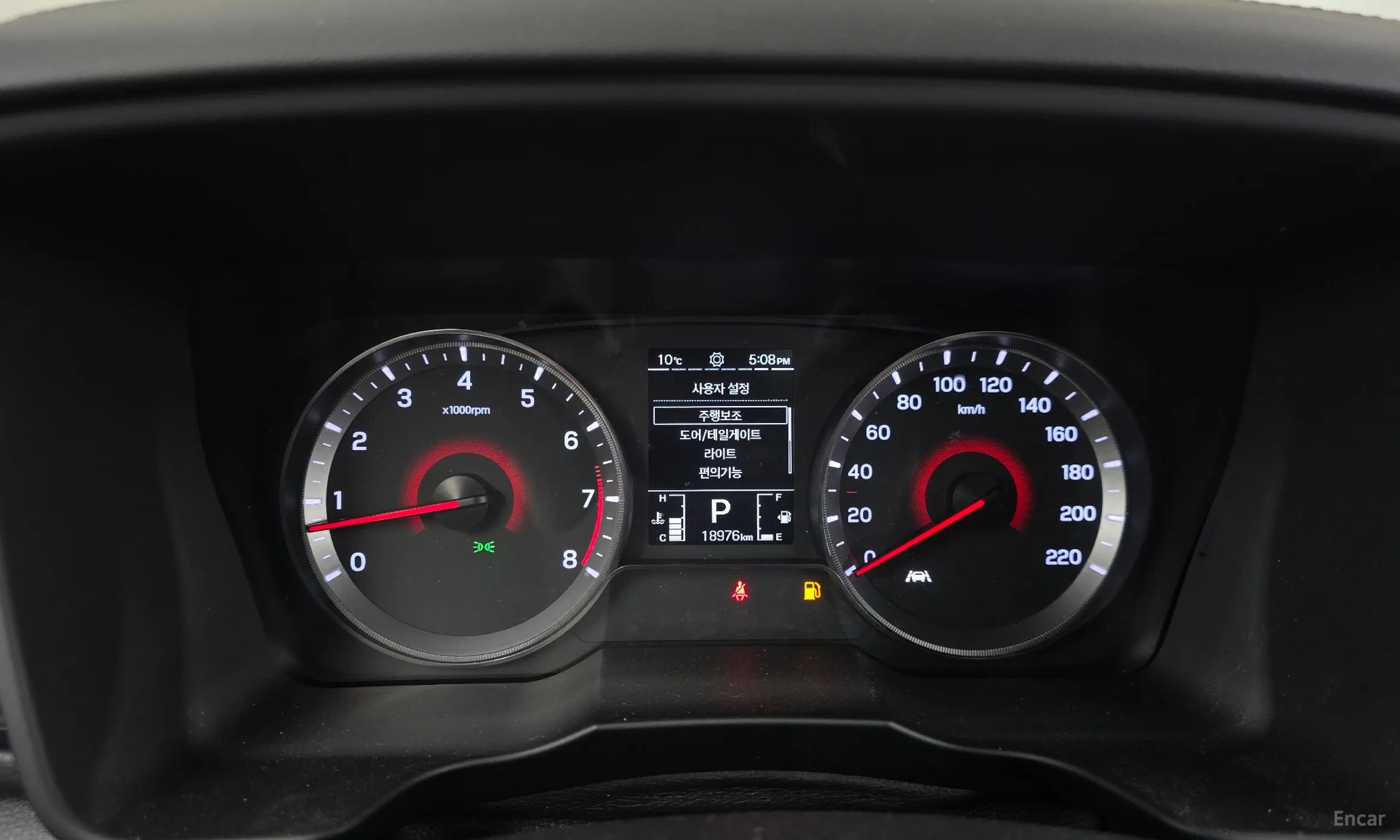 KG Mobility (SsangYong) Tivoli превью 8