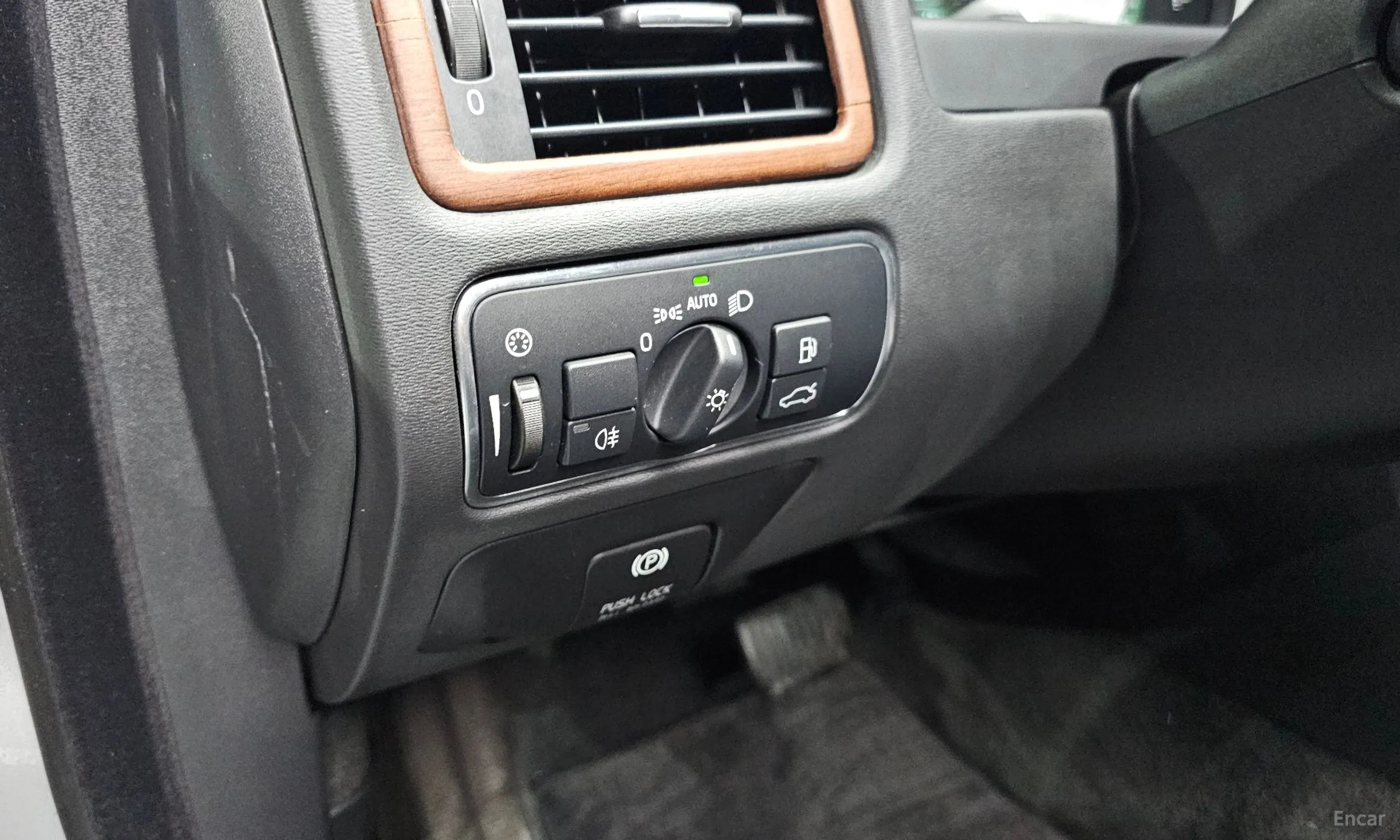 Volvo S80 превью 14