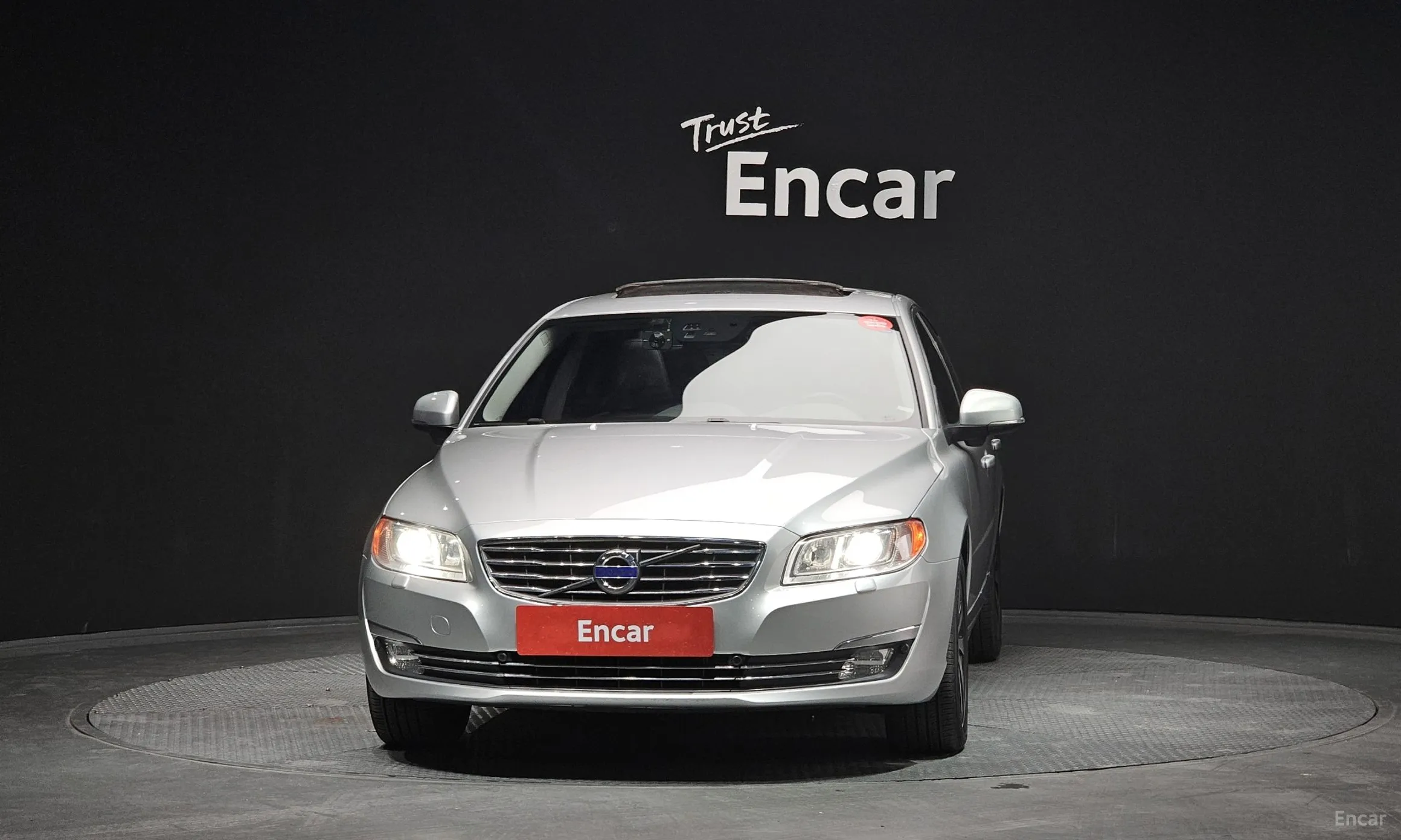 Volvo S80 превью 3
