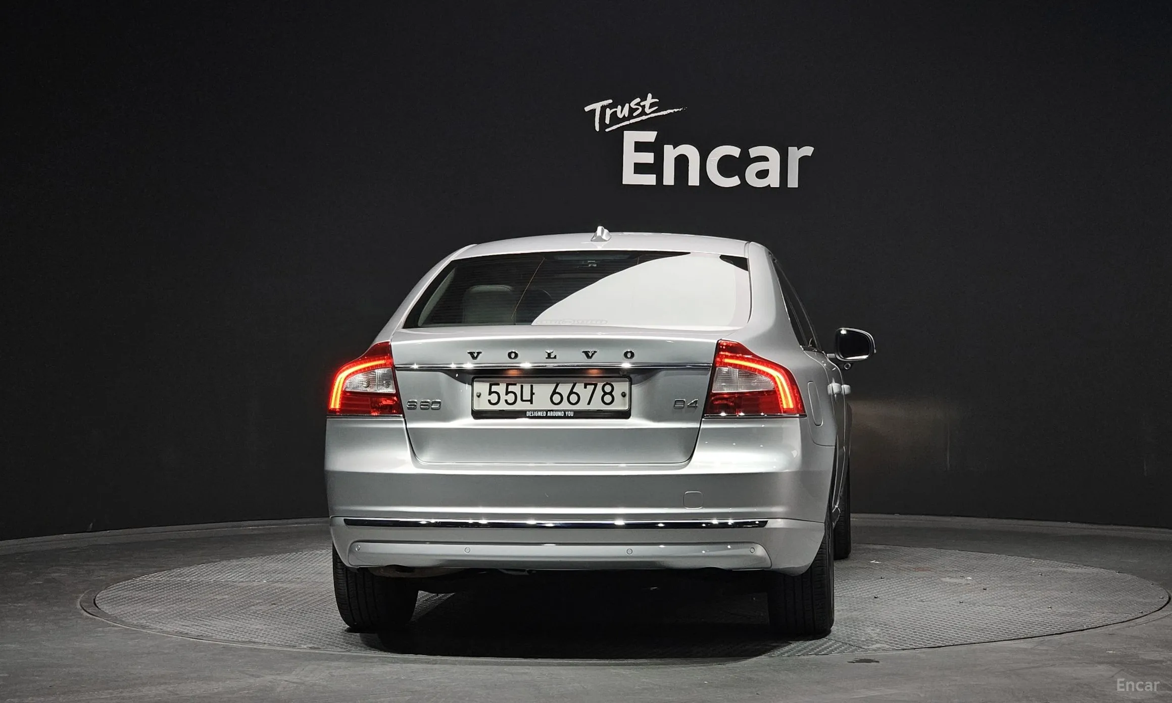 Volvo S80 превью 4