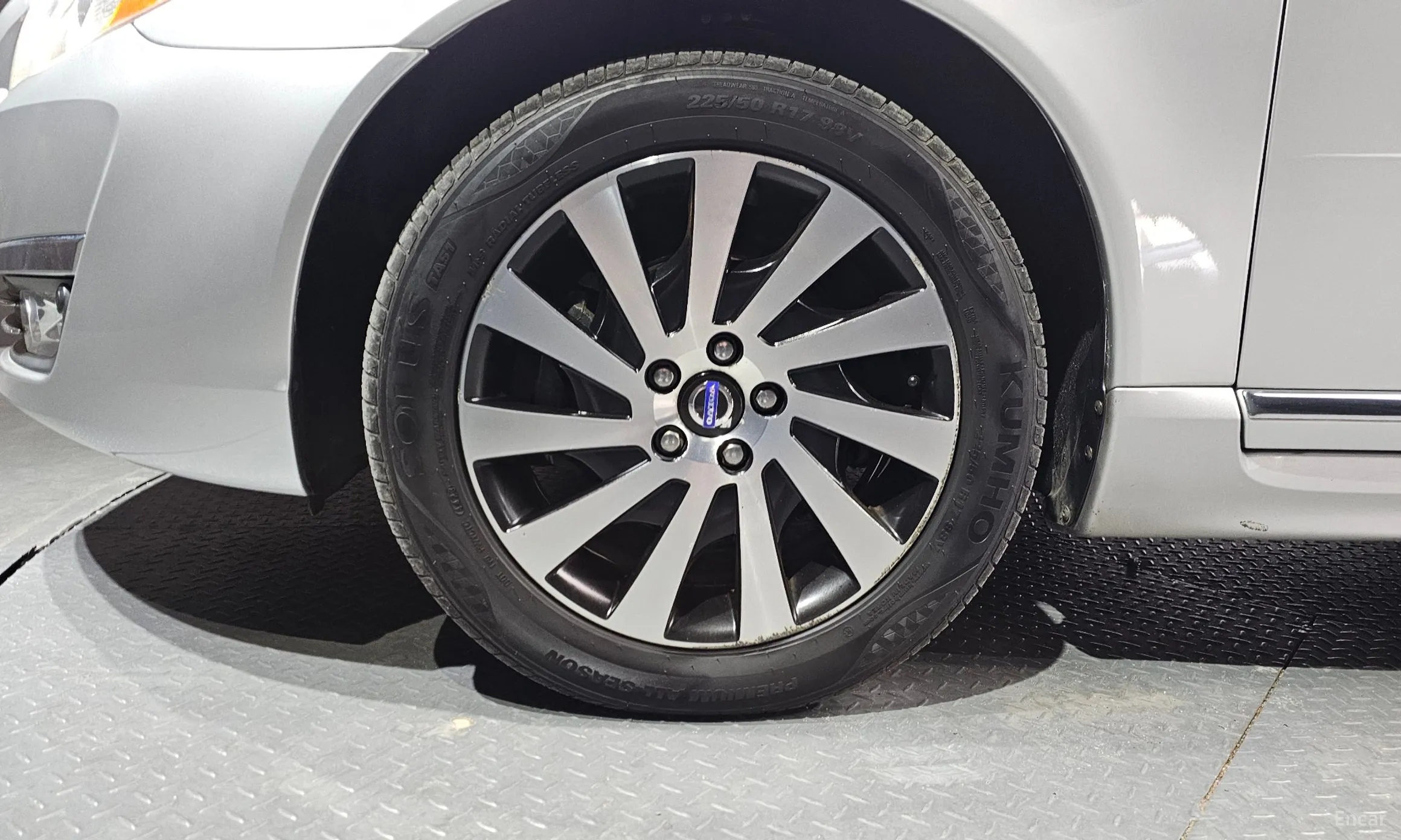 Volvo S80 превью 5