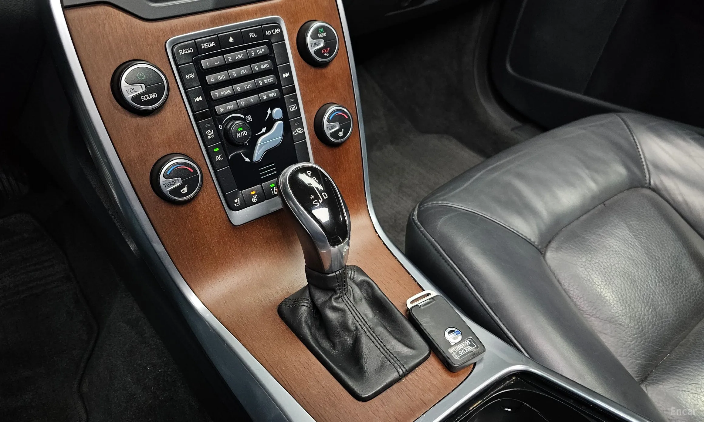 Volvo S80 превью 9