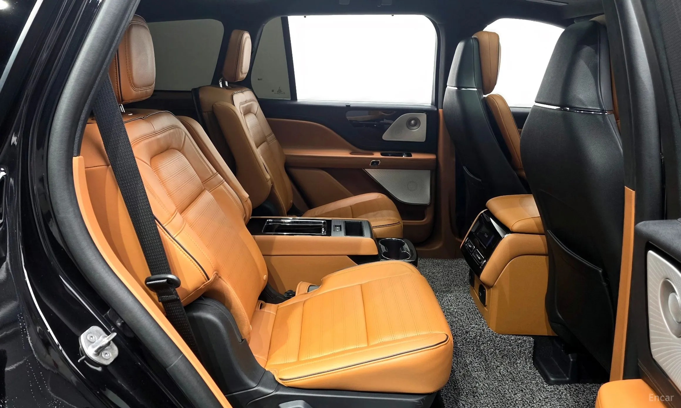 Lincoln Aviator 2nd Generation превью 12