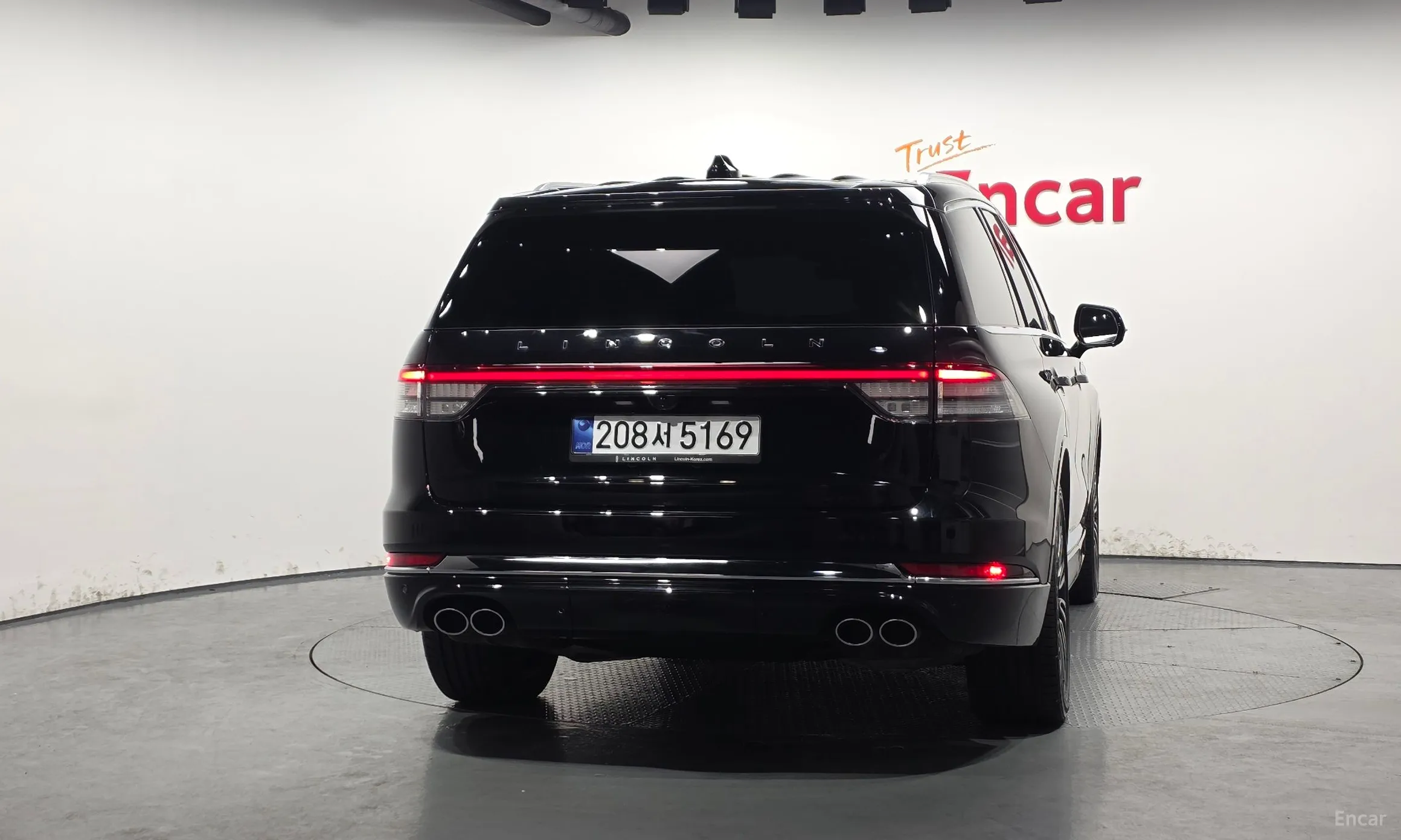 Lincoln Aviator 2nd Generation превью 4