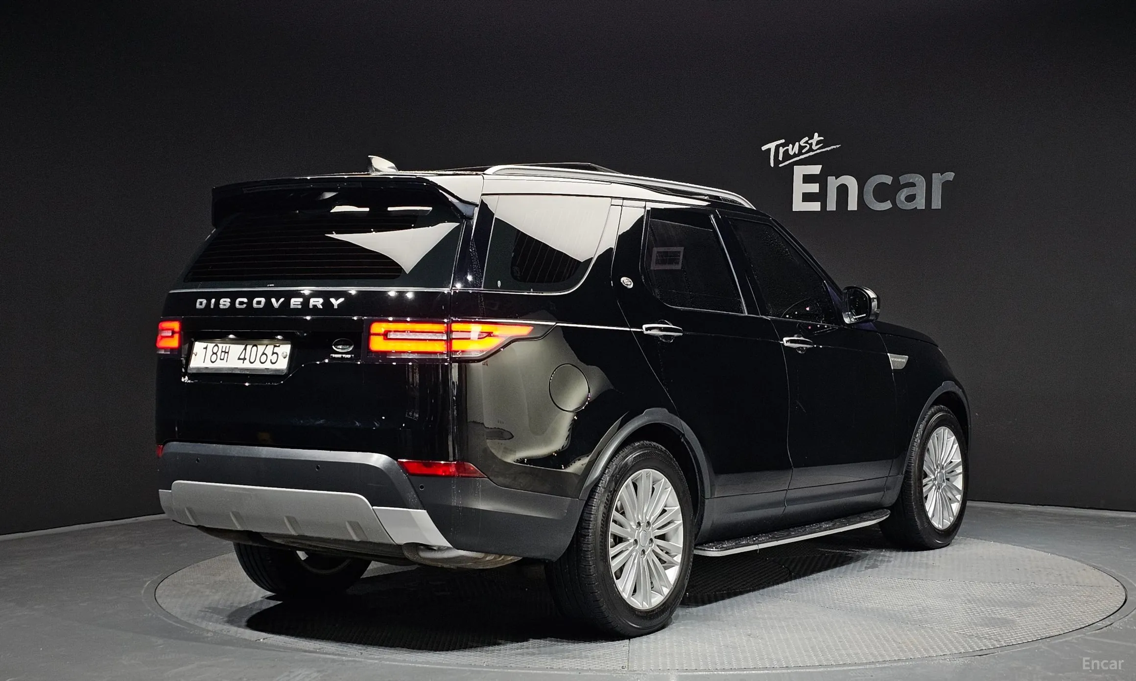 Land Rover Discovery 5 превью 2