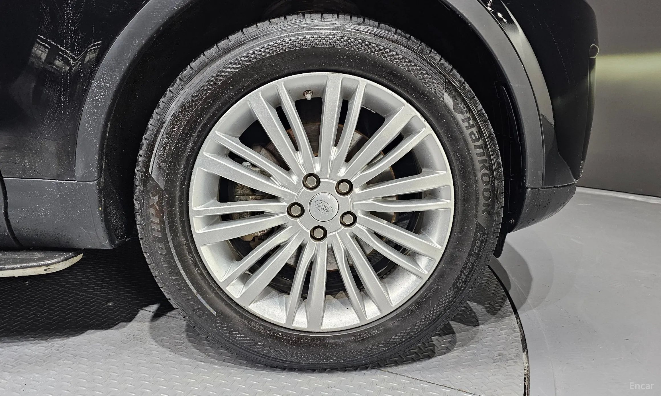Land Rover Discovery 5 превью 5