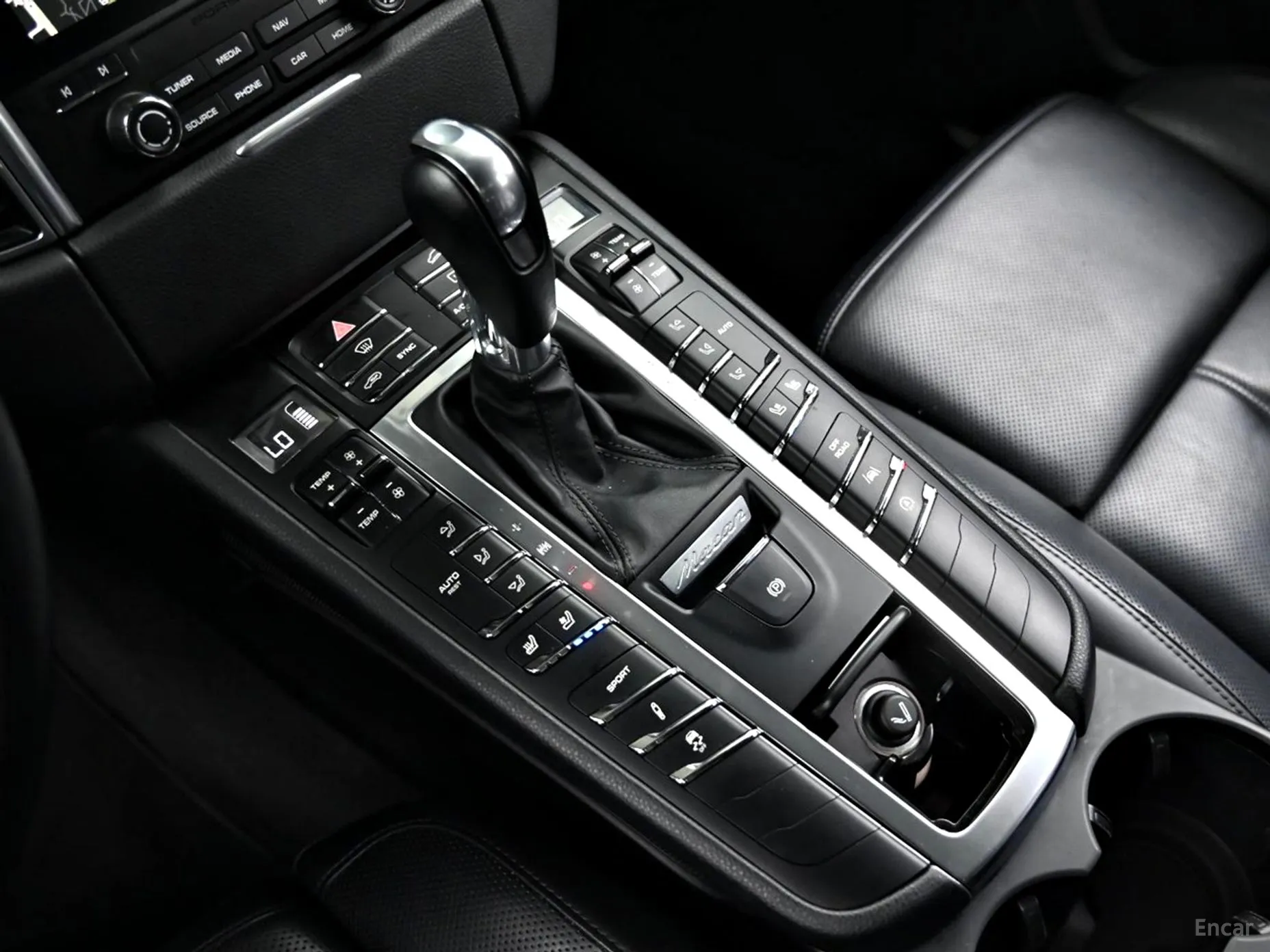 Porsche Macan превью 9