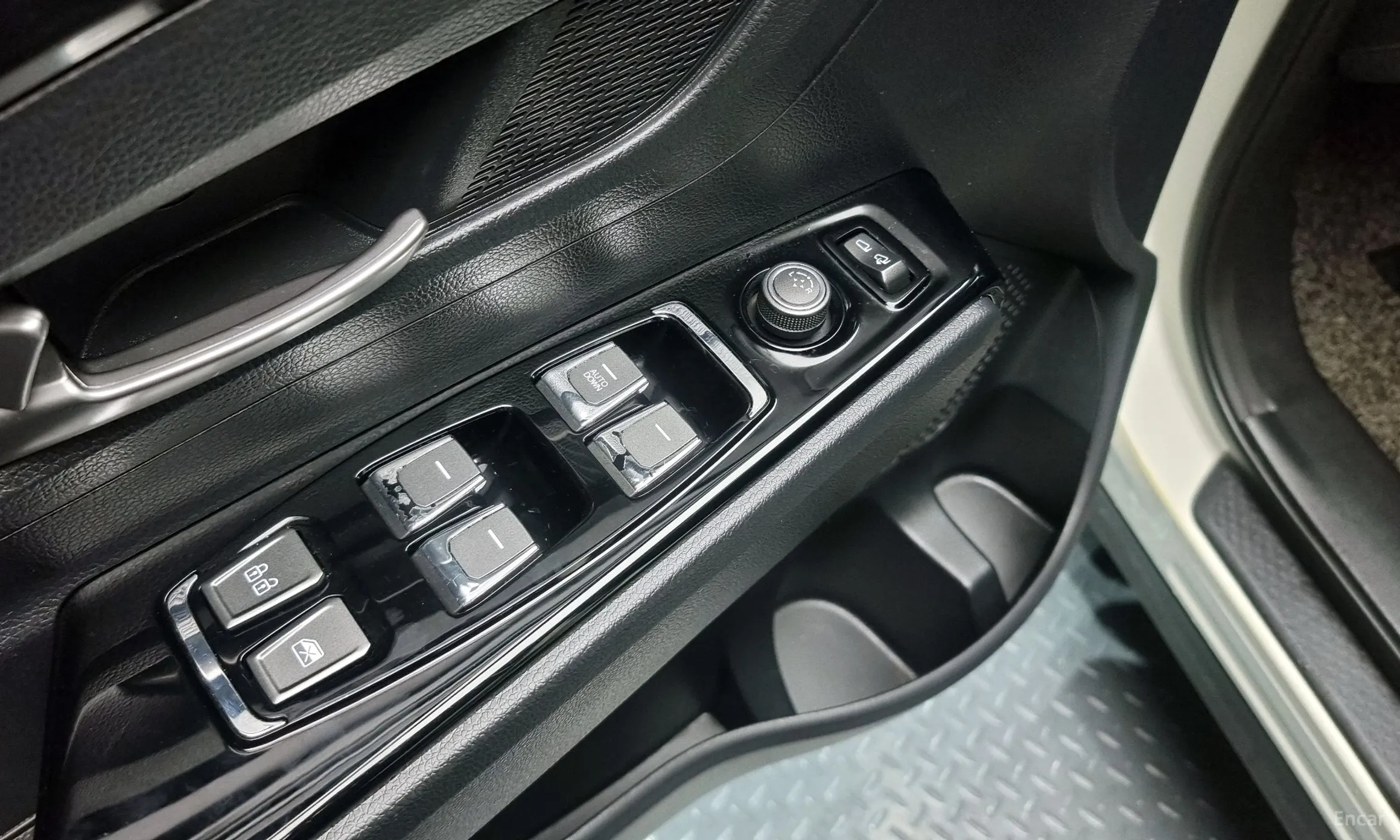 KG Mobility (SsangYong) Beautiful Korando превью 18