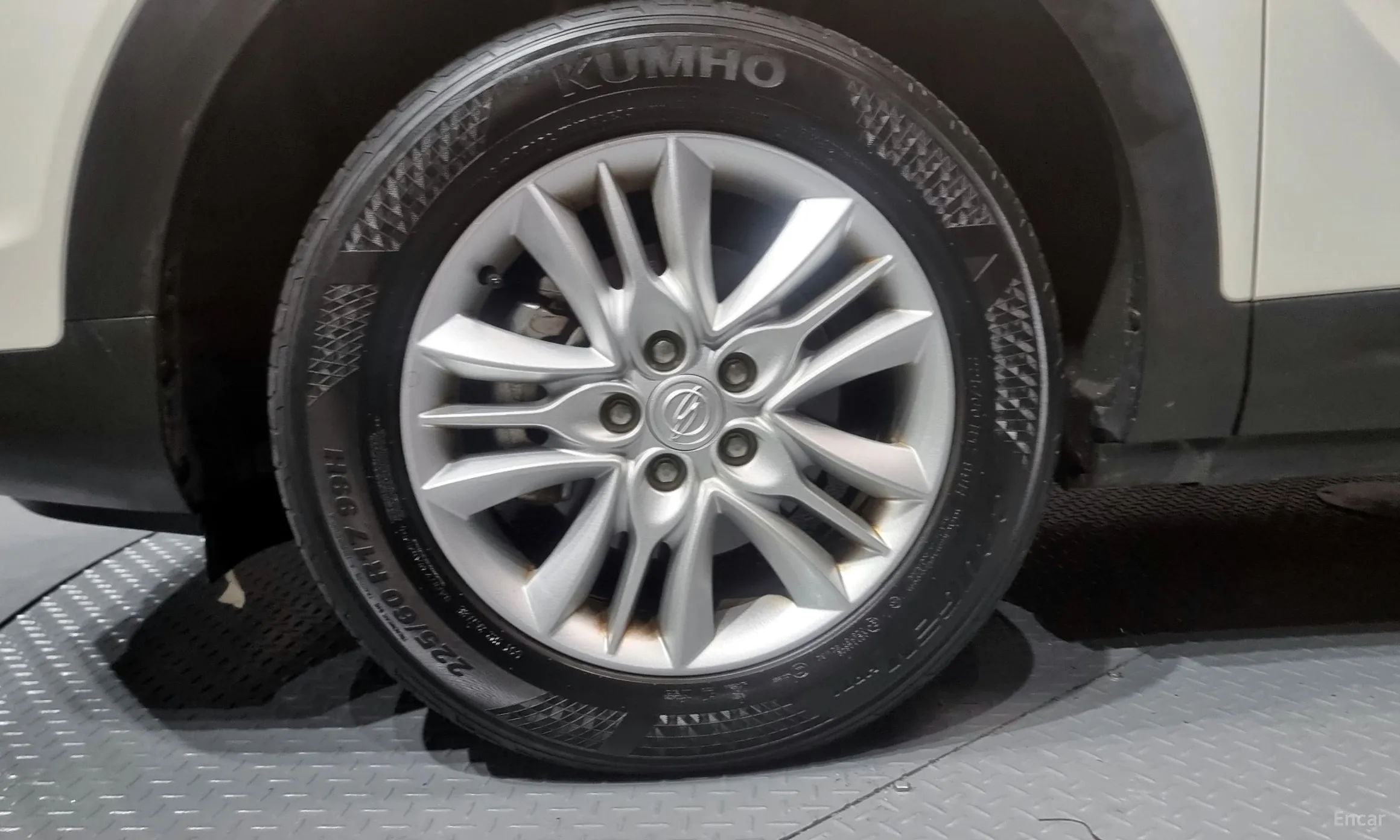 KG Mobility (SsangYong) Beautiful Korando превью 5