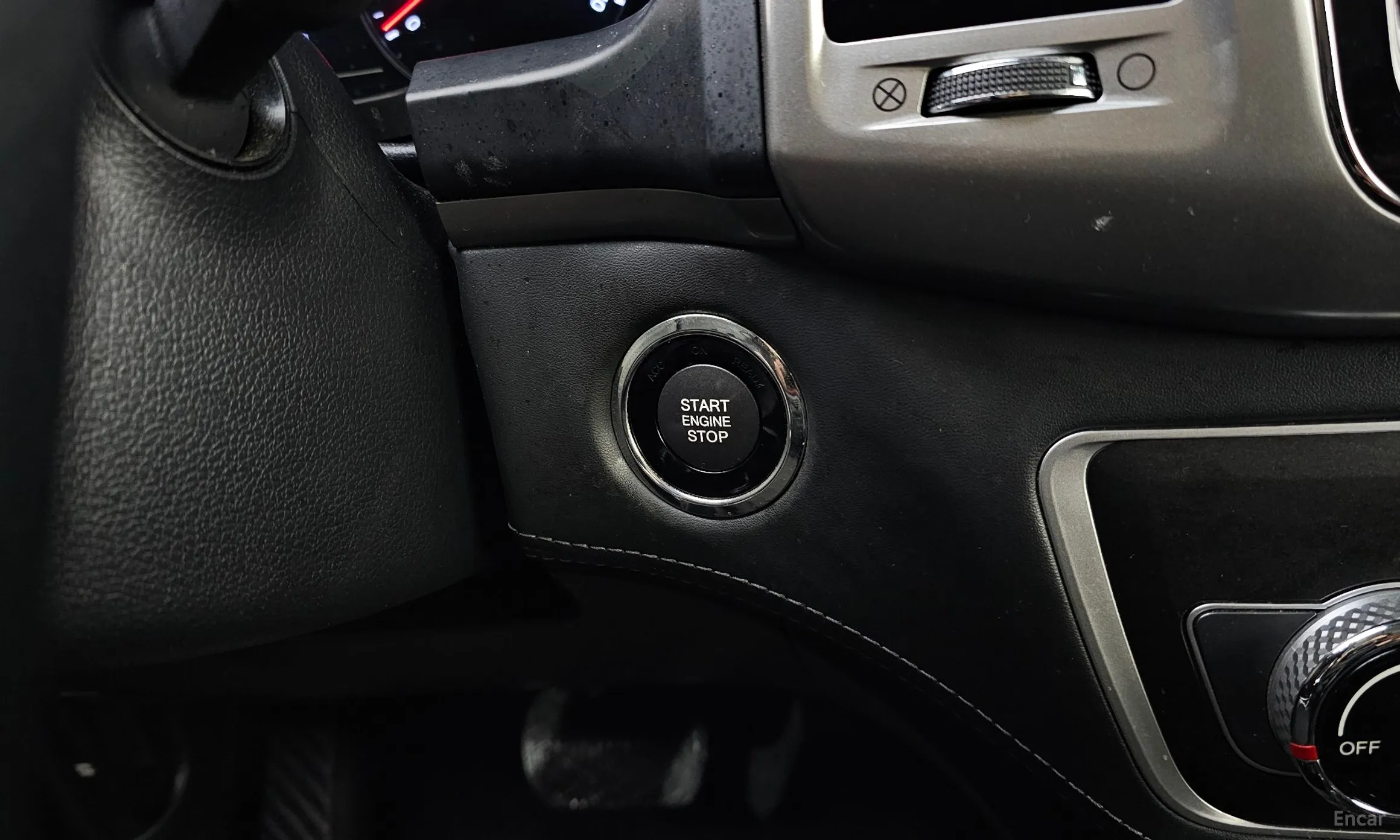 KG Mobility (SsangYong) Rexton Sports превью 20