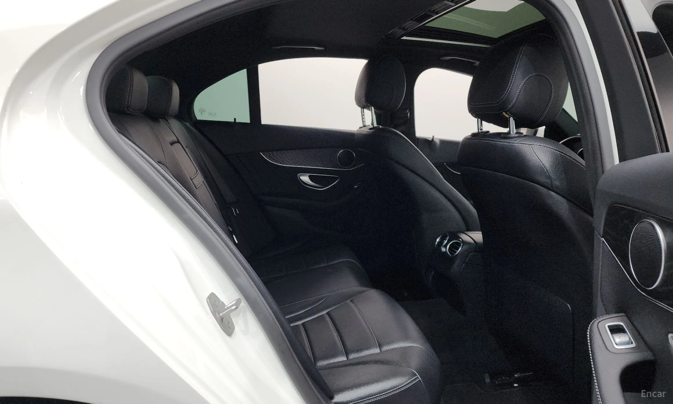 Mercedes Benz C-Class W205 превью 12