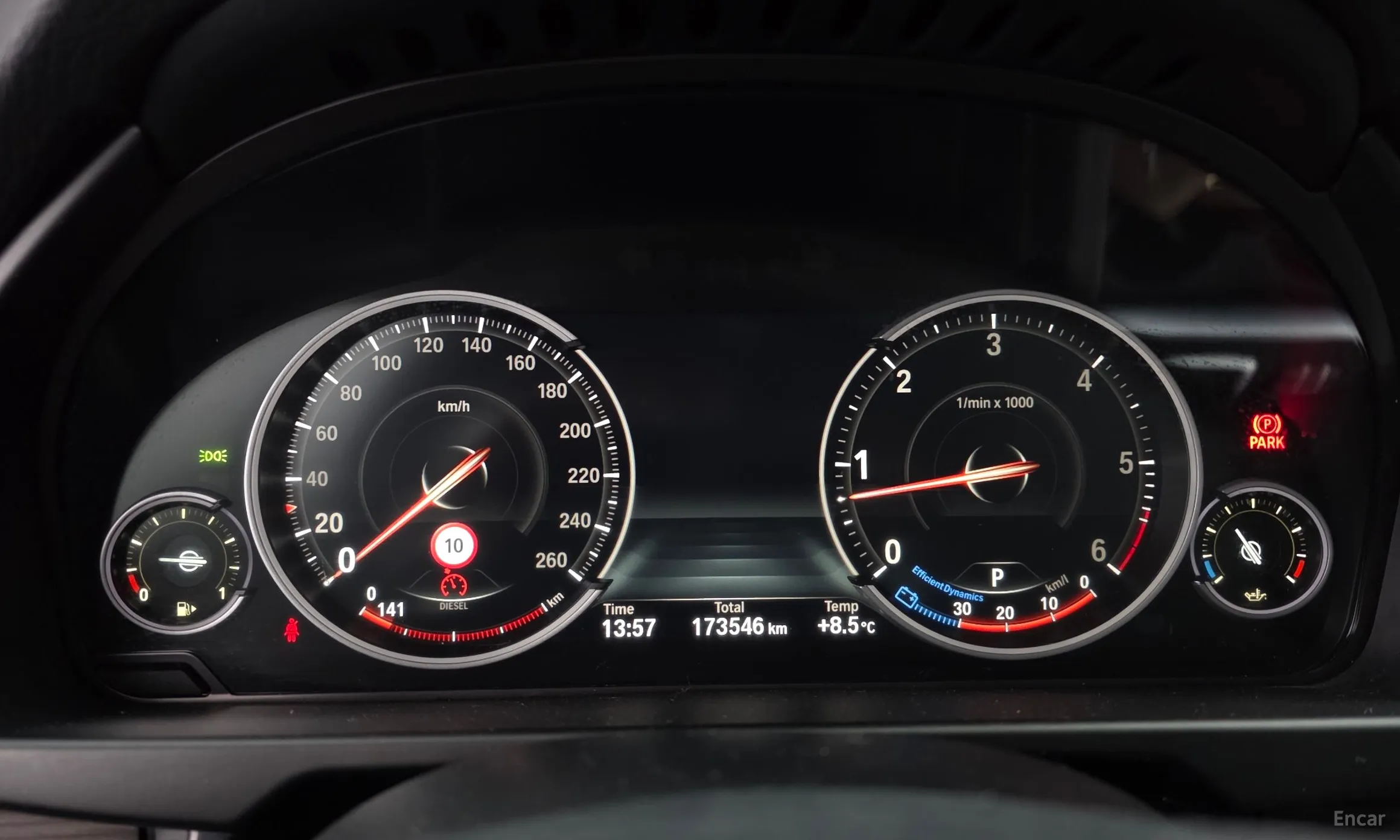 BMW X5 (F15) превью 8