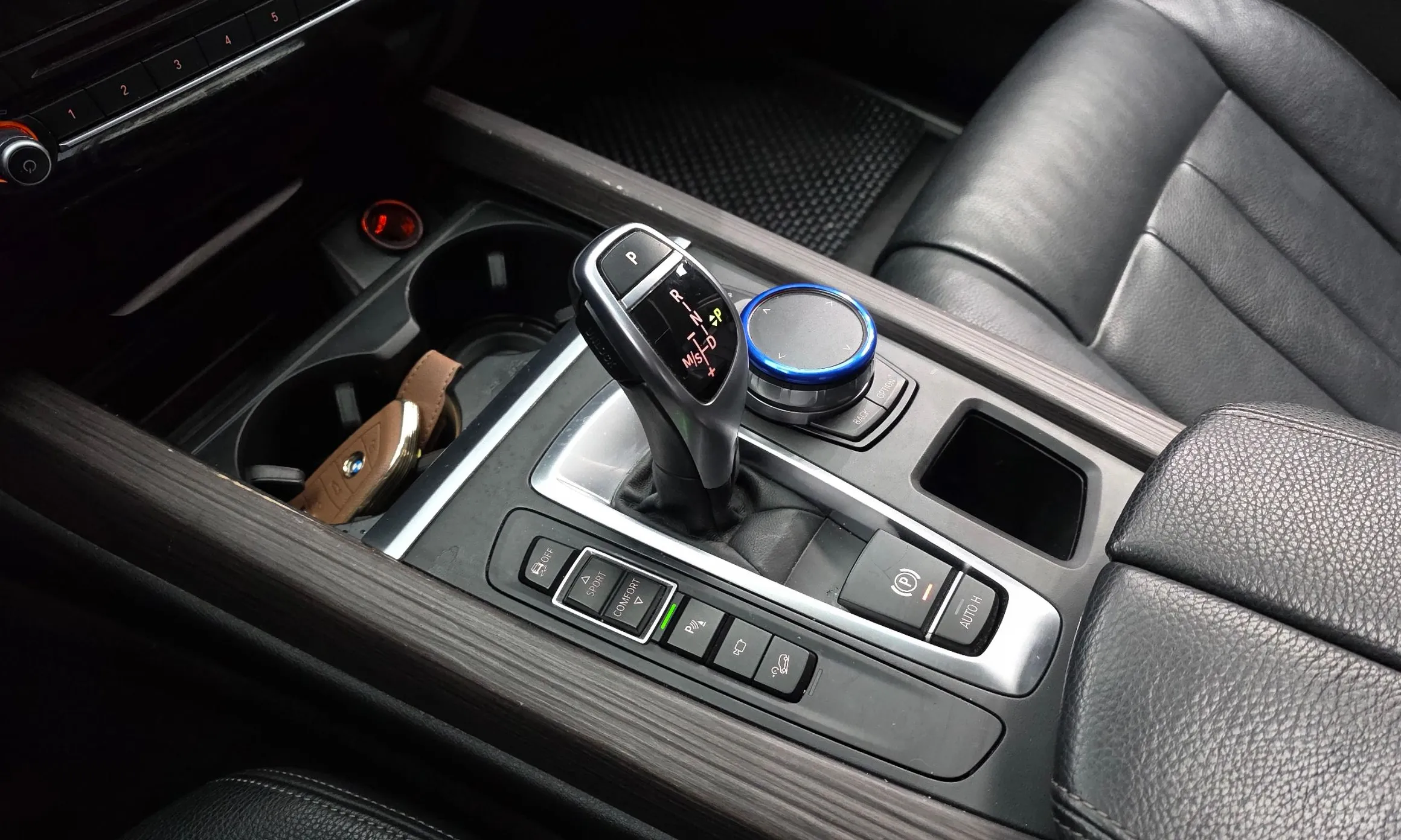 BMW X5 (F15) превью 9