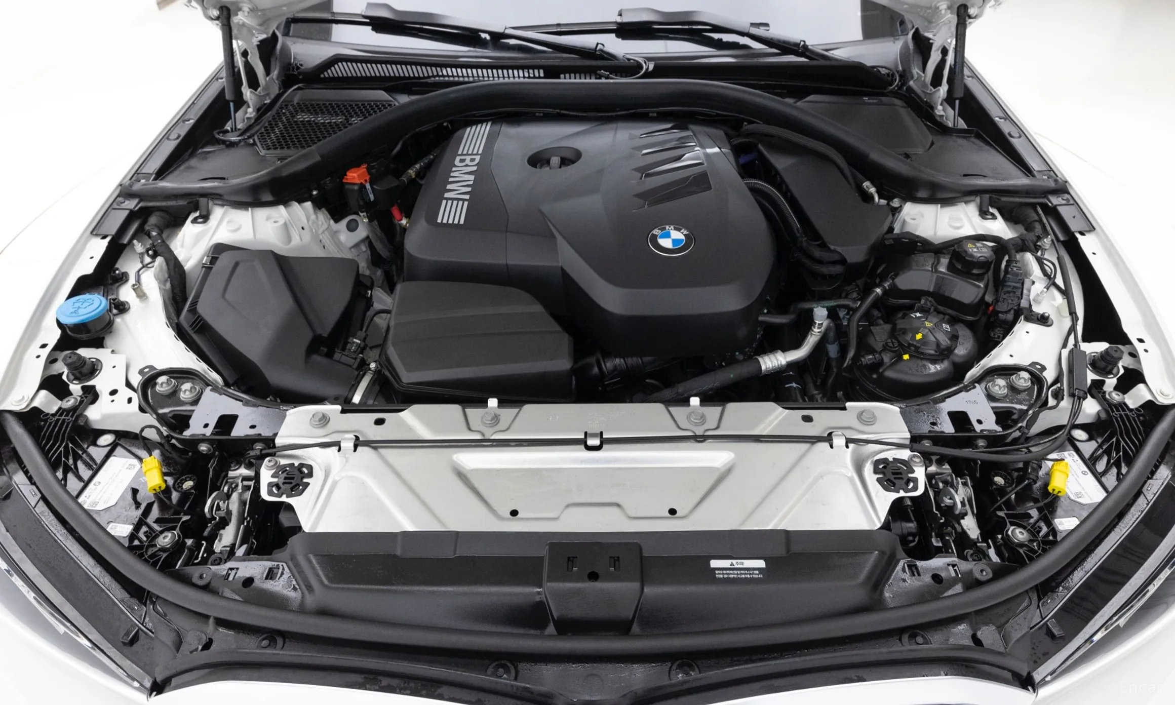 BMW 3 Series (G20) превью 6