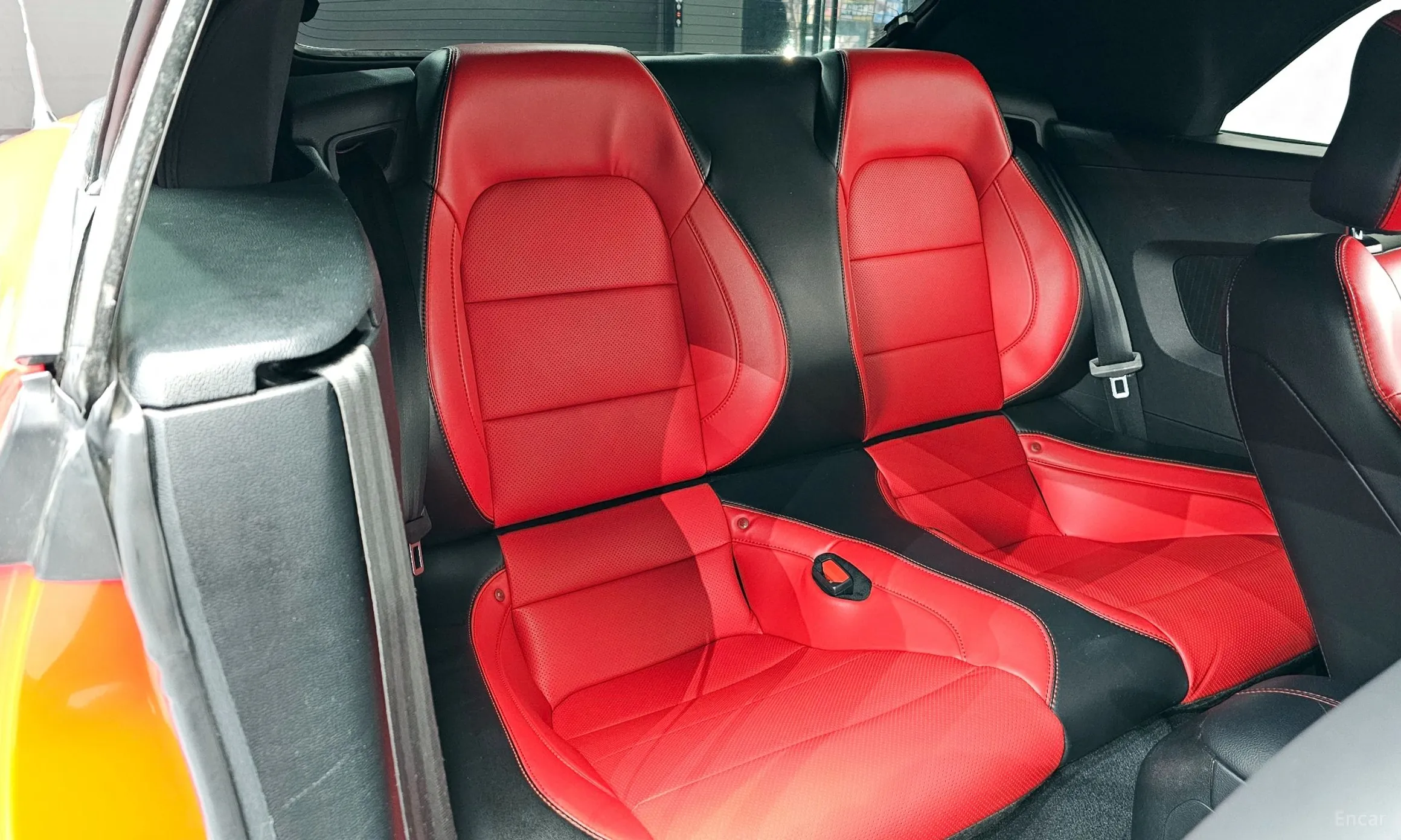 Ford Mustang превью 12