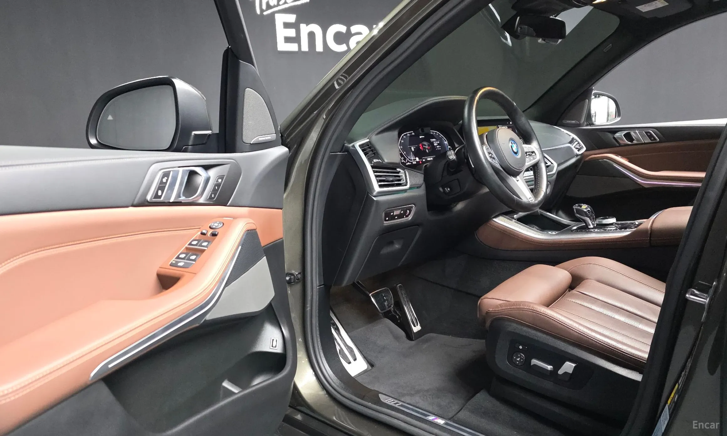 BMW X5 (G05) превью 10