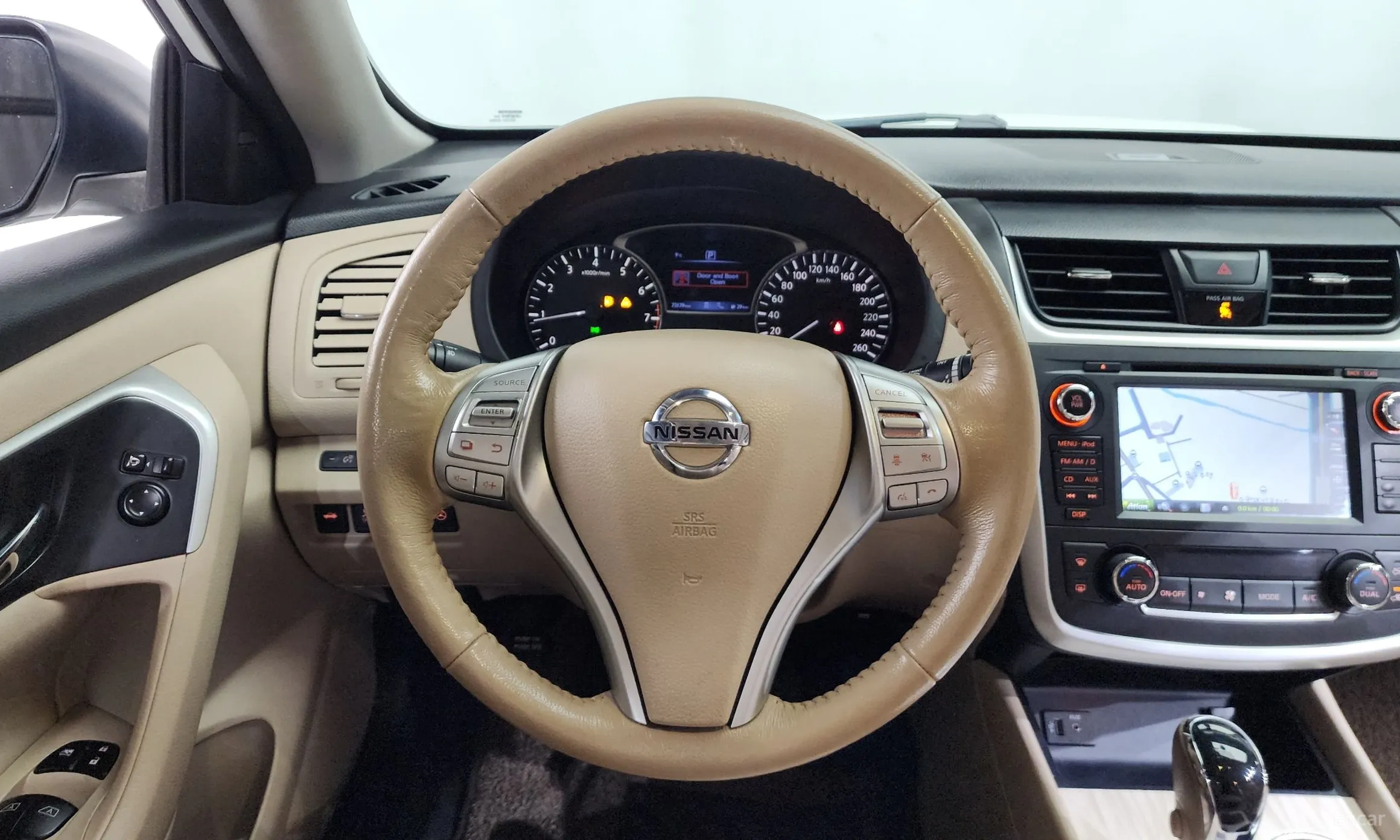 Nissan Altima превью 13